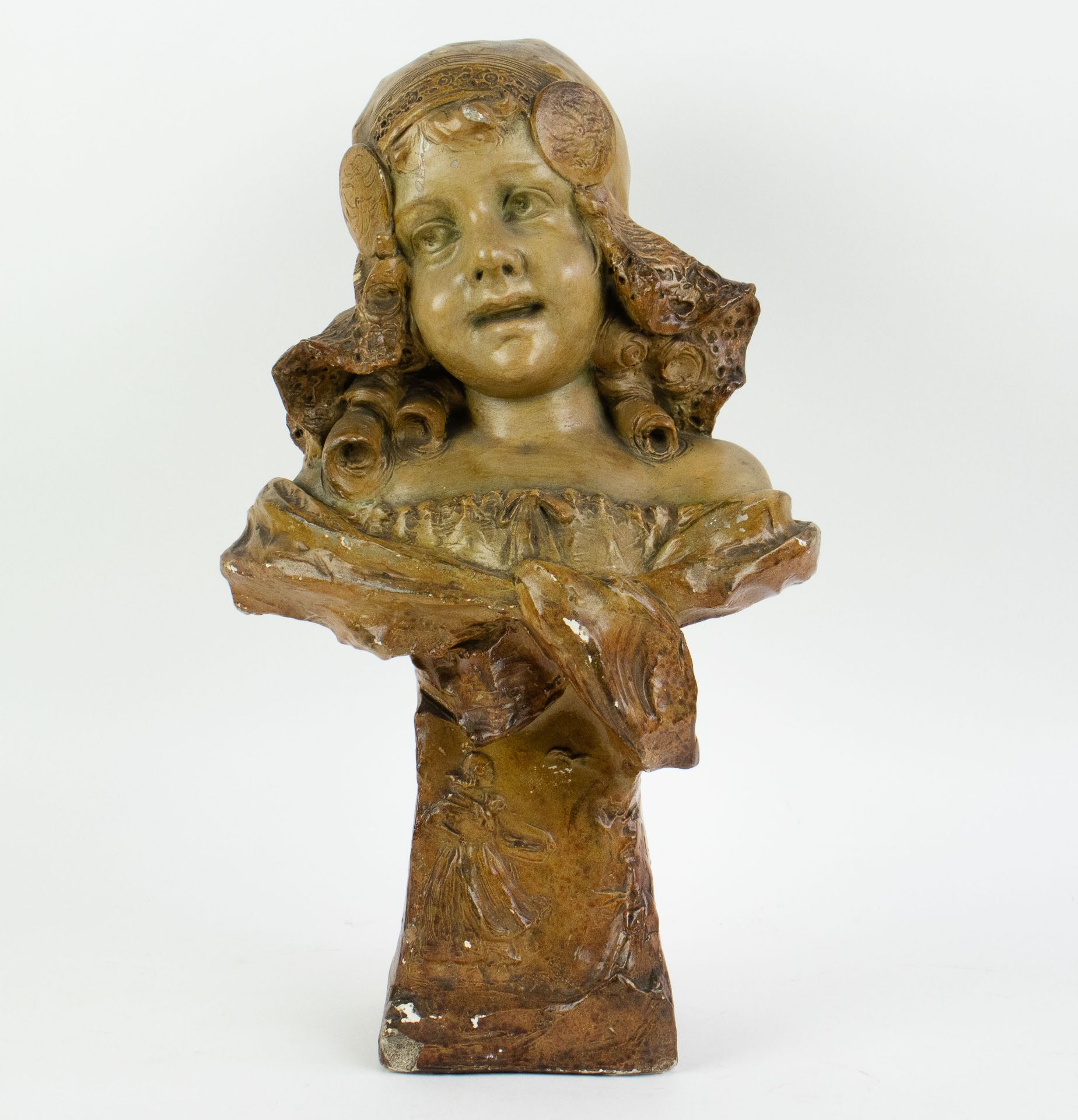 Patinated plaster buste of a Girl