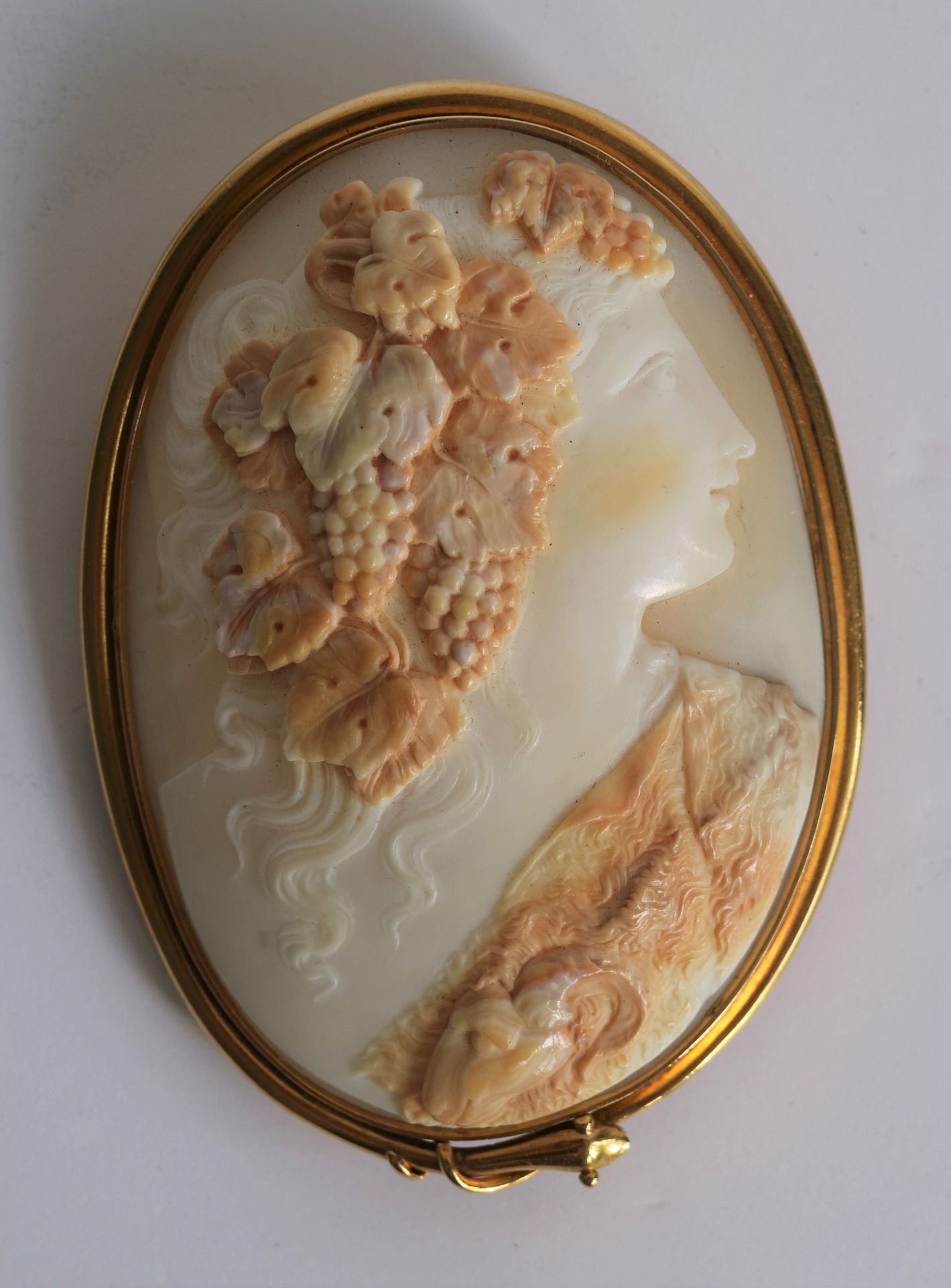 Gold-mounted cameo Bachus with buck