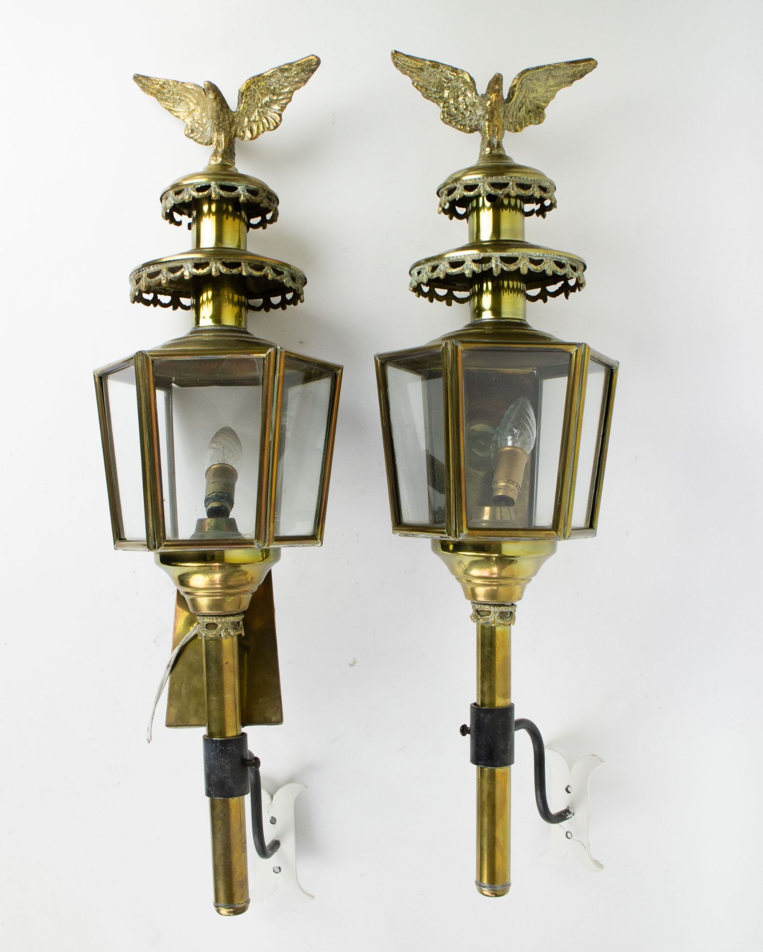 2 carriage lanterns and a 17thC candle stick transformed into a lamp - Image 2 of 5
