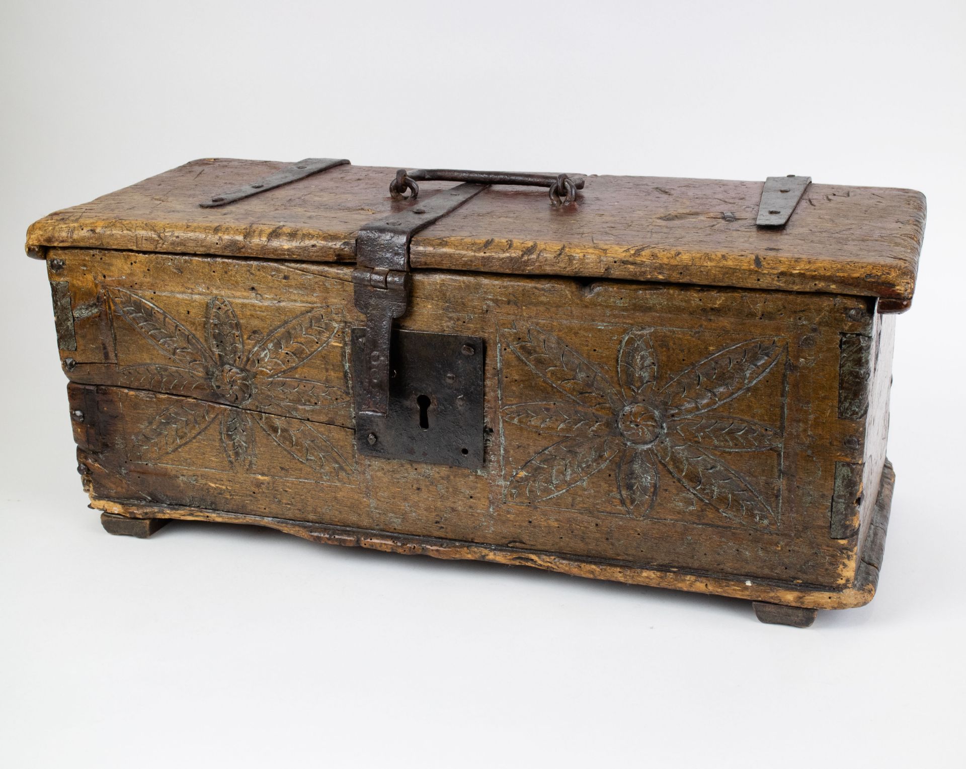 17thC Trunk + Orientalistic trunk