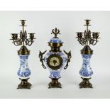 Mantelpiece Delft