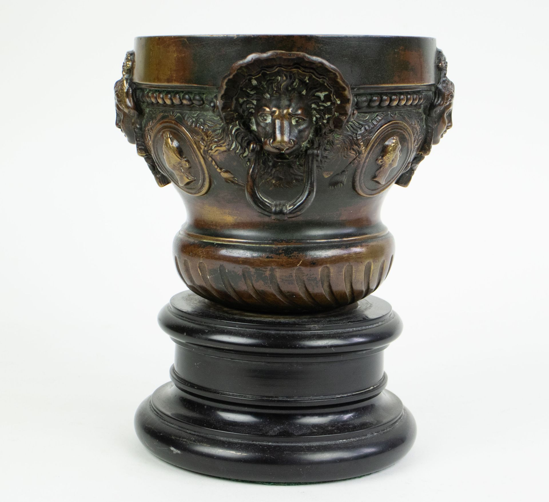 Bronze vase - Bild 4 aus 4