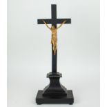 Crucifix Christ in boxwood