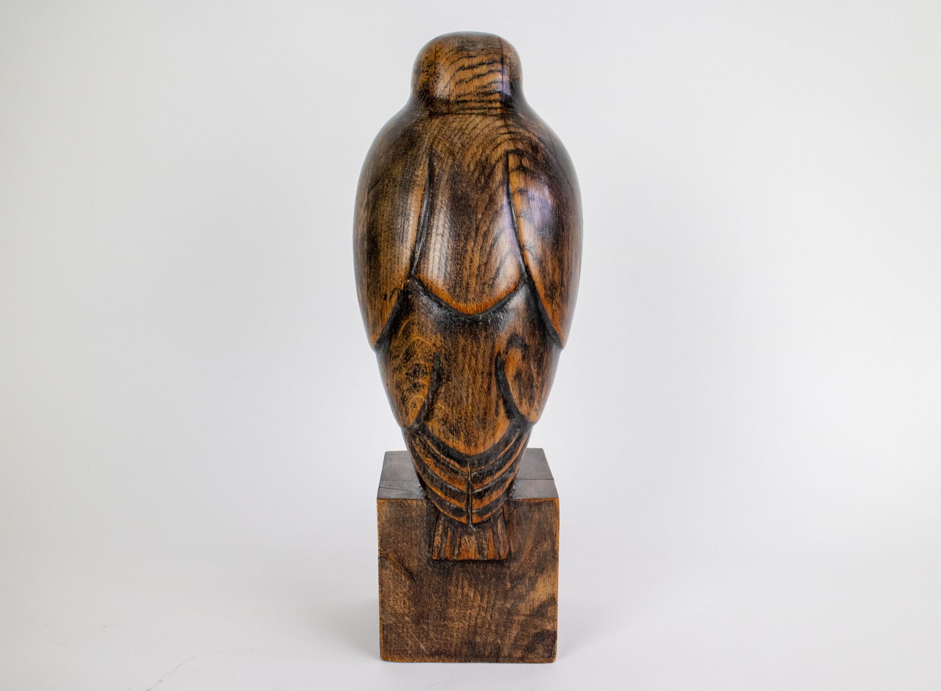Wooden Art Deco sculpture of an owl - Image 4 of 6