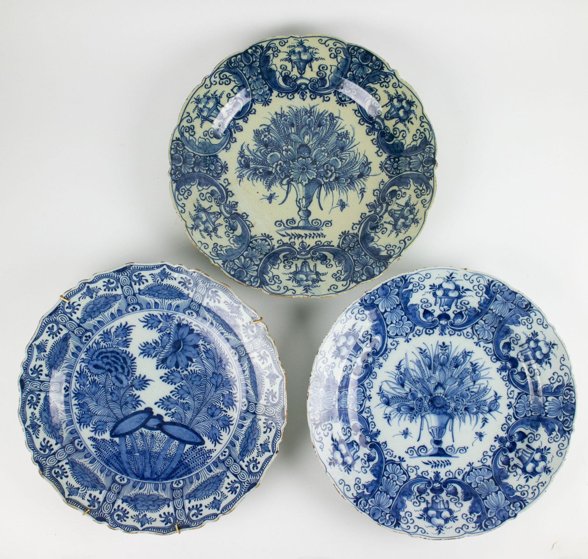 3 Delft plates 17th/18th century