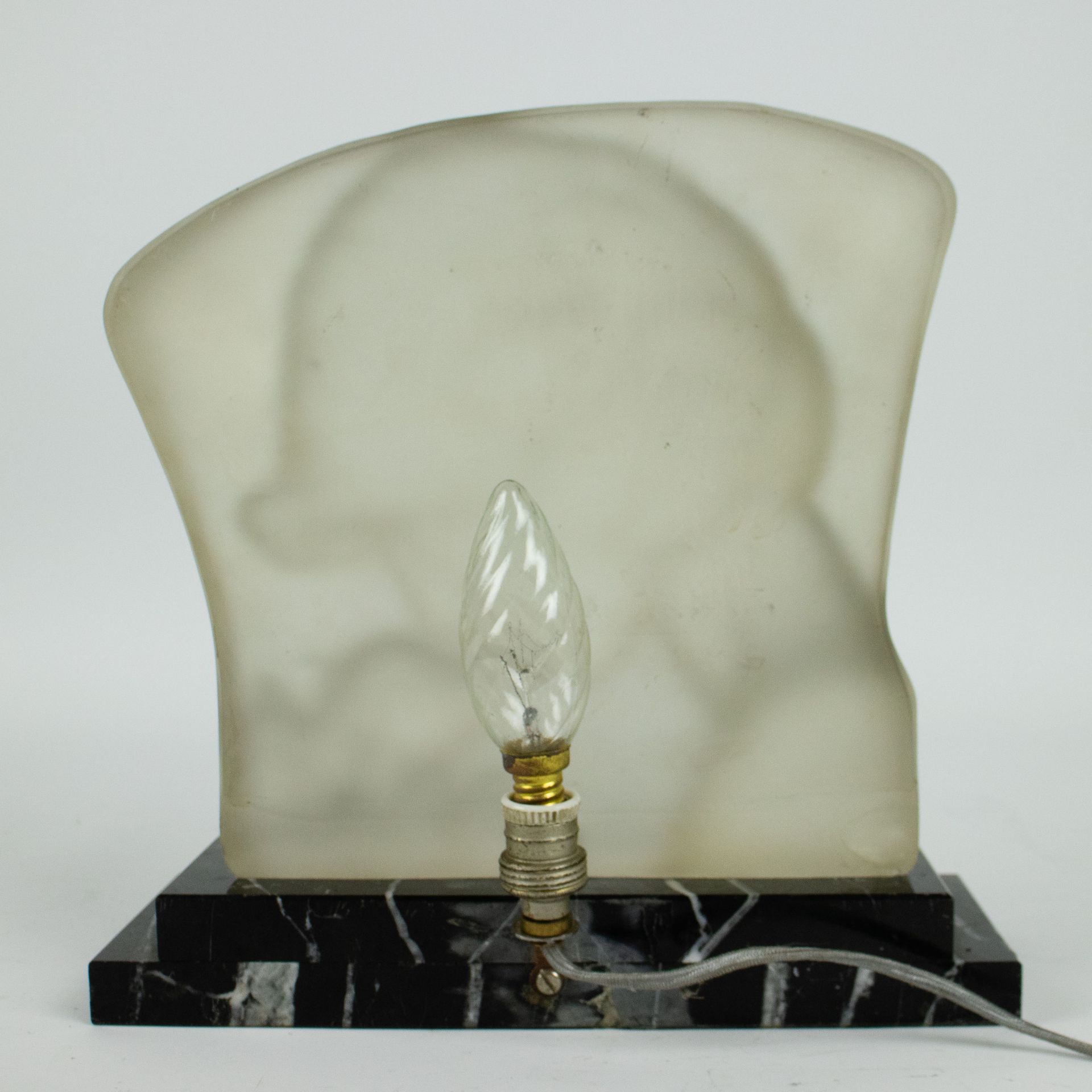 LEON RICHARD Art Deco lamp - Image 2 of 3