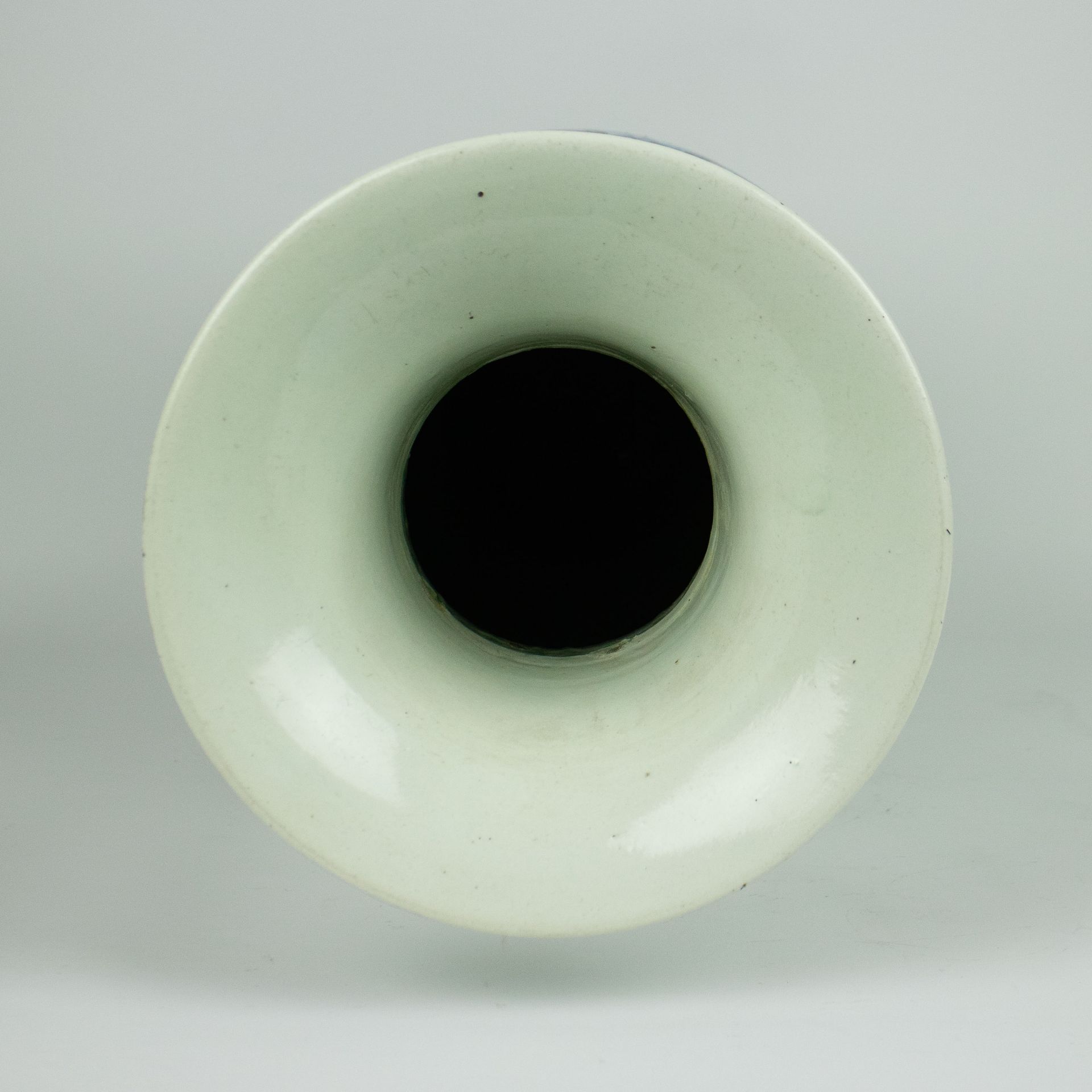 A Chinese celadon vase Republic - Image 5 of 6