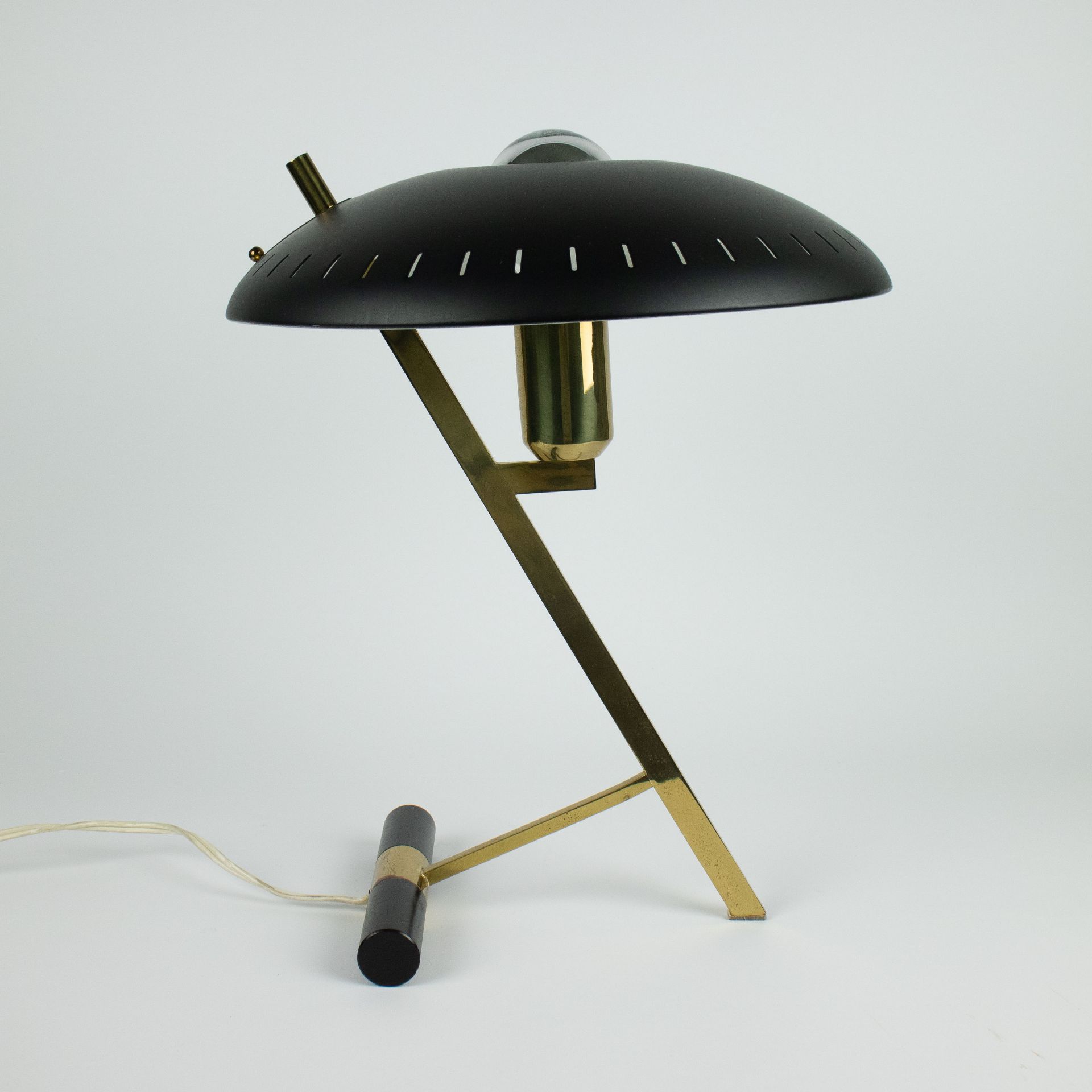 Model Z Lamp in Brass and Black Metal by Louis Kalff for Philips, 1950s - Image 4 of 6