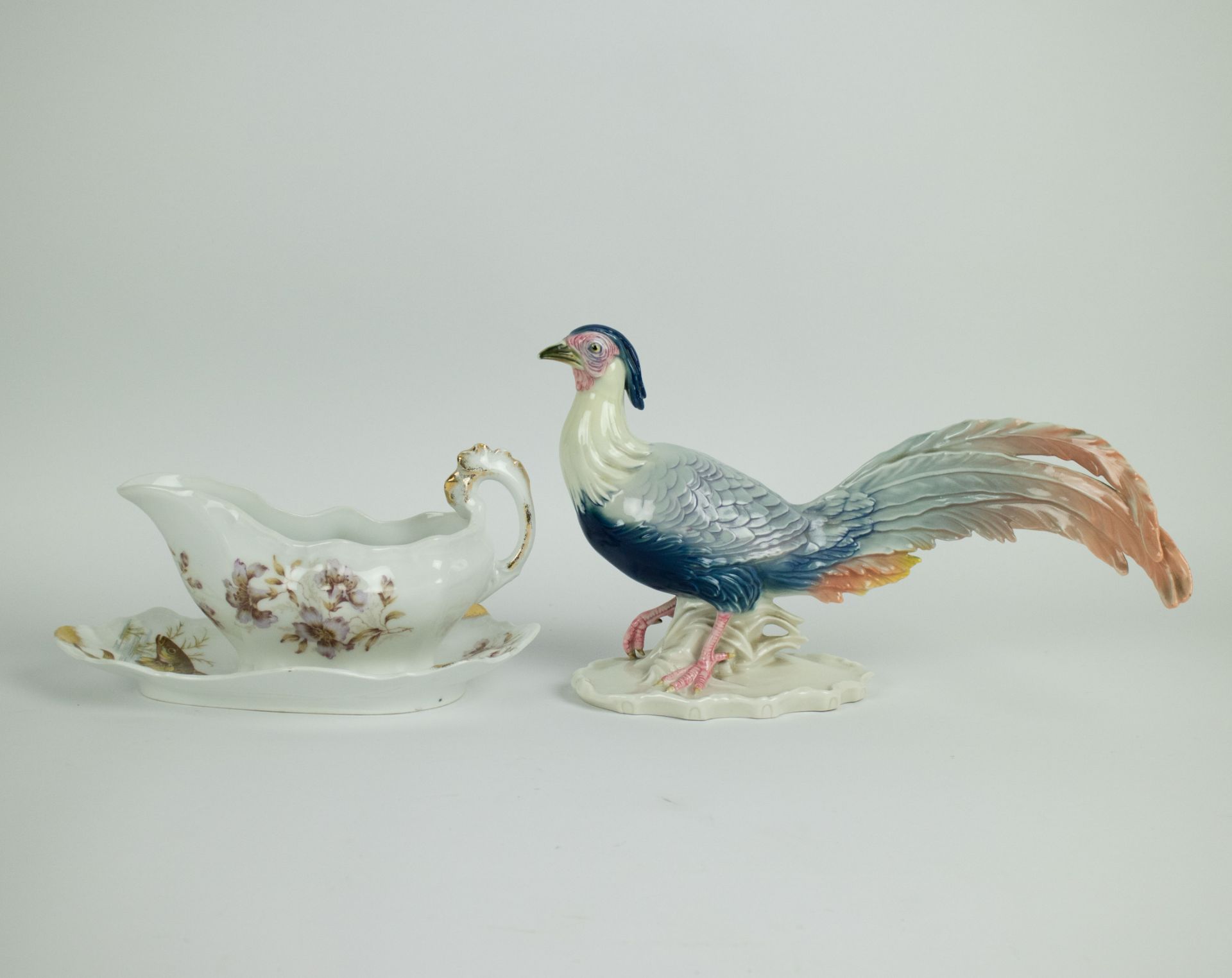 A collection of porcelain items - Image 4 of 6