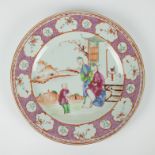 Chinese famille rose plate Qianlong period