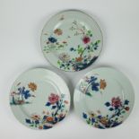 Qianlong plates famille rose