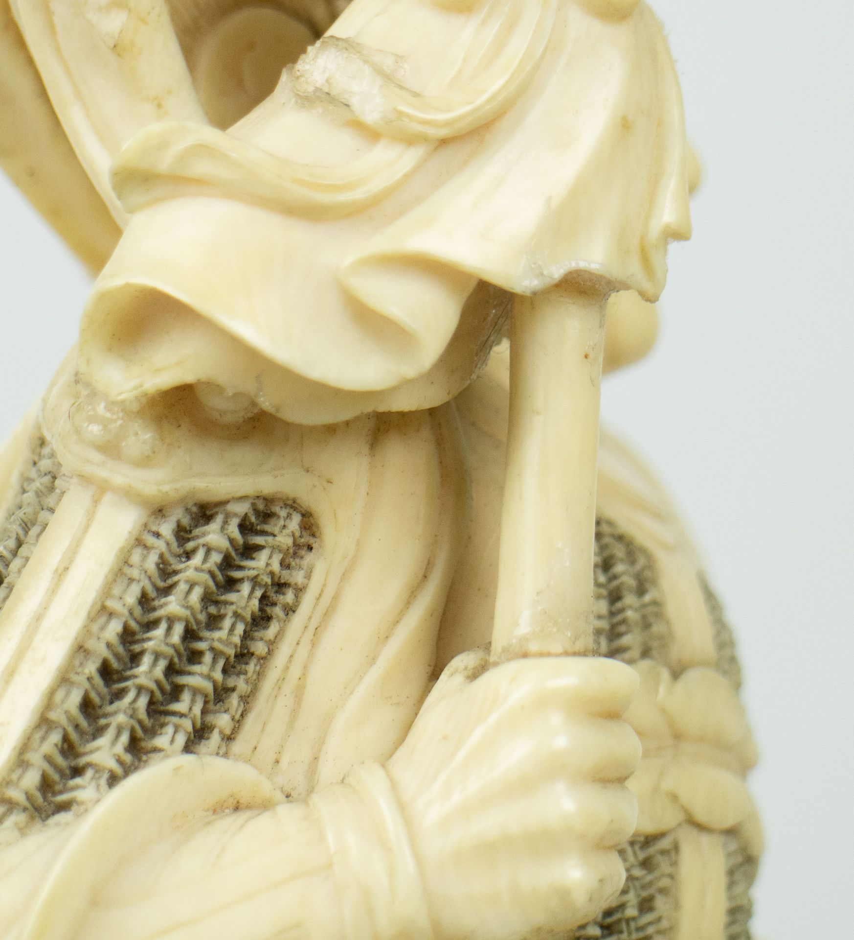 Ivory figure possibly depicting Ehr Lang Shen + cloisonné lidded vase - Image 6 of 6