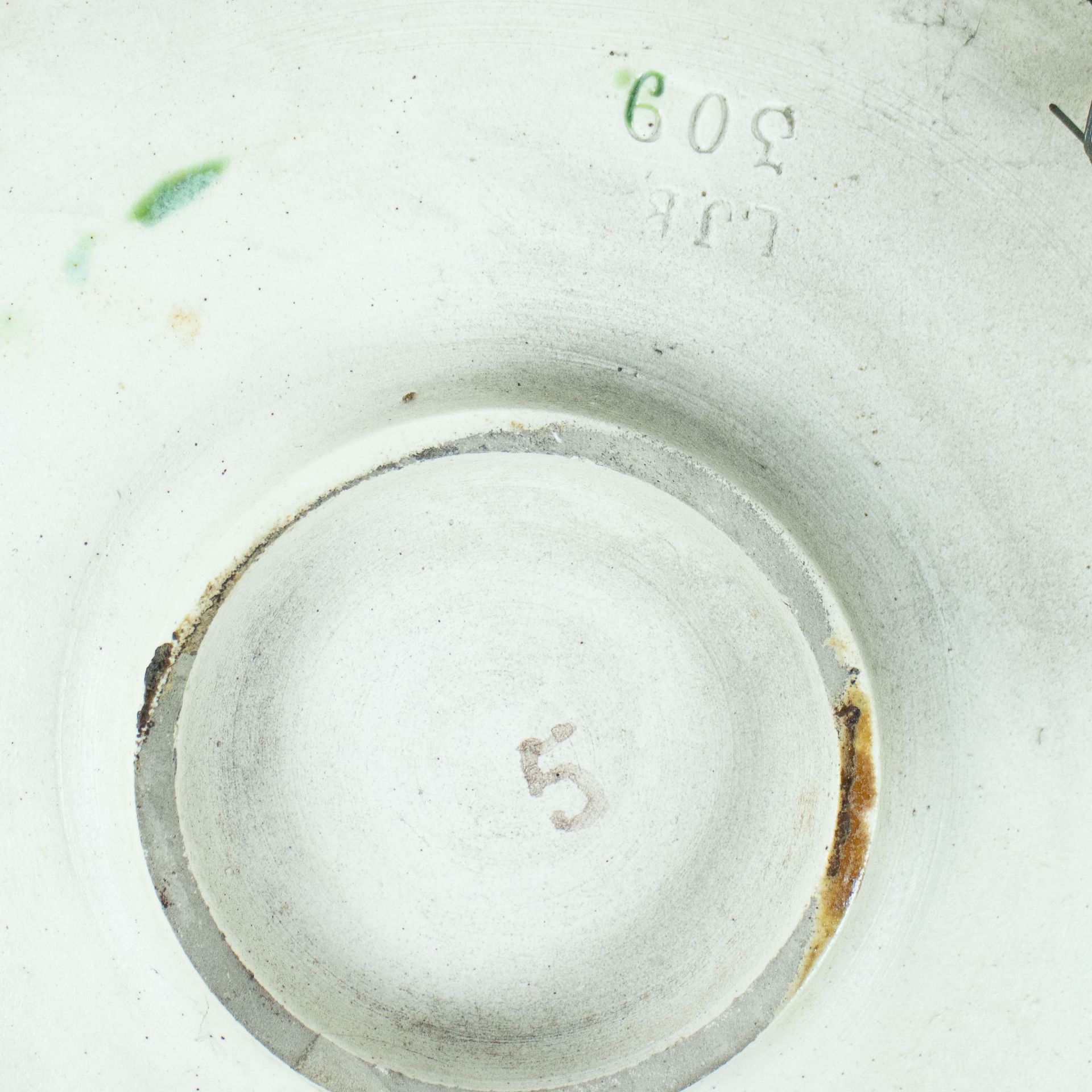 Large dish in barbotine, Hasselt ceramics, monogram LJB - Bild 3 aus 3