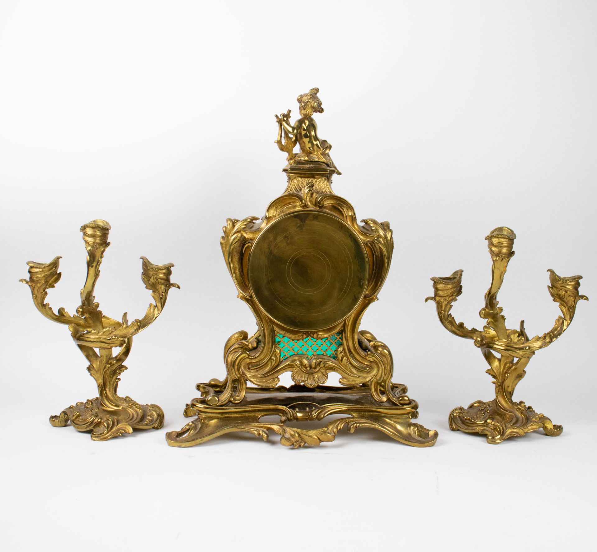 Pendulum and 2 candlesticks in bronze doré, signed in the dial Van Gent 1855 - Image 2 of 6