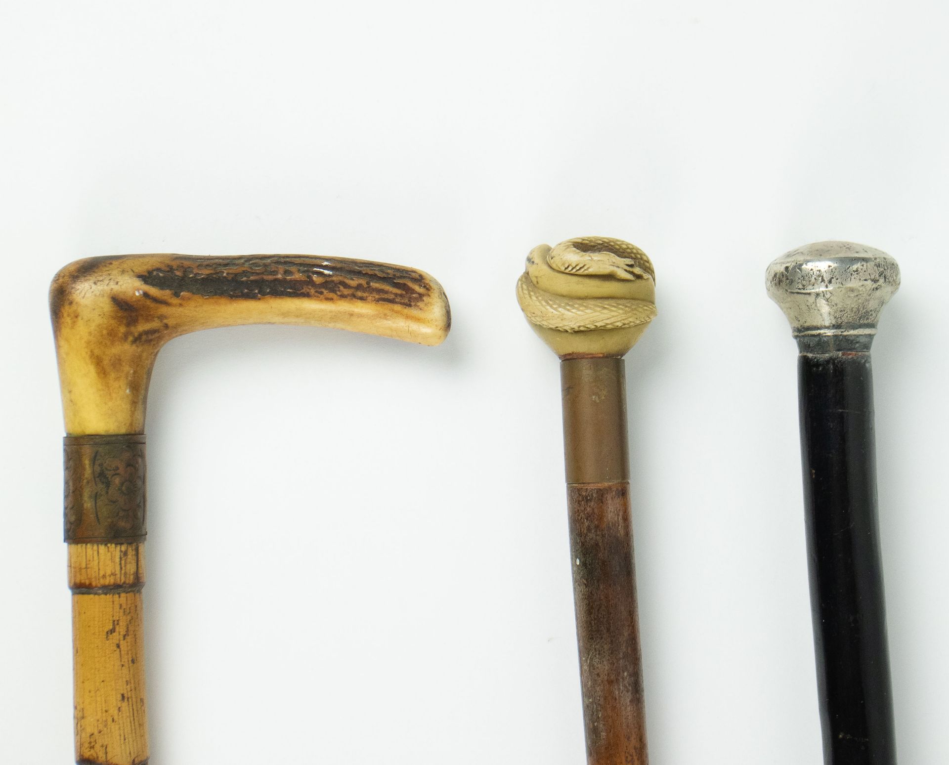 A collection of 3 walking canes - Image 3 of 3