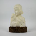 Marble buste of a young Lady