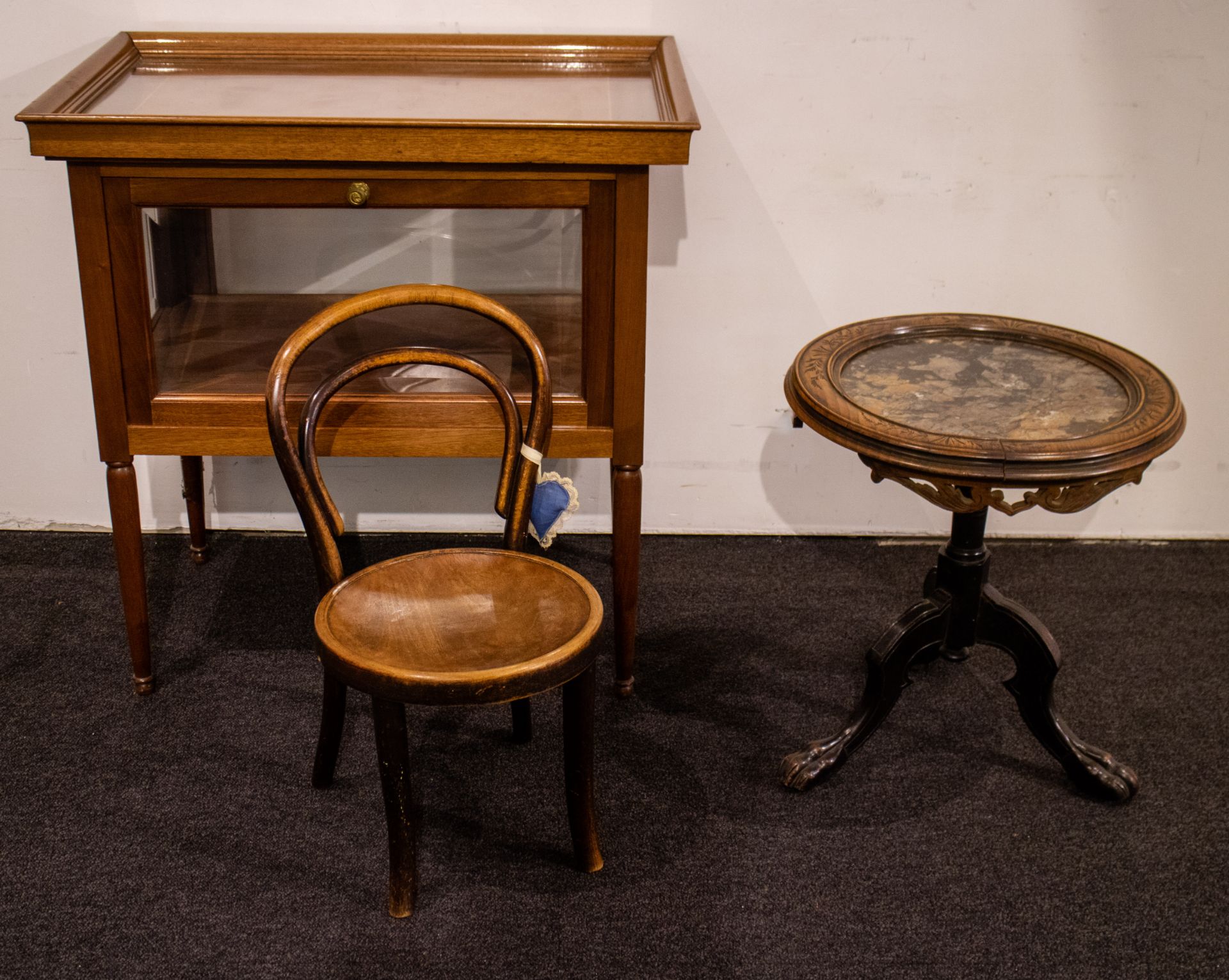An Art Deco tea cabinet, Kohn child's chair & a tripod gueridon