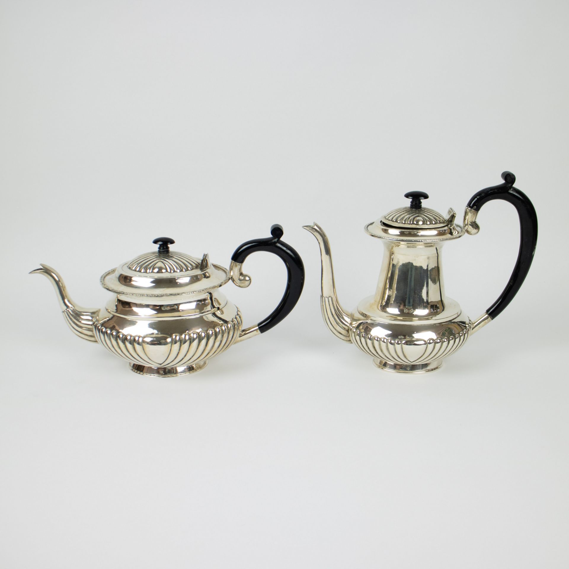 Silver coffee and tea set - Image 2 of 10