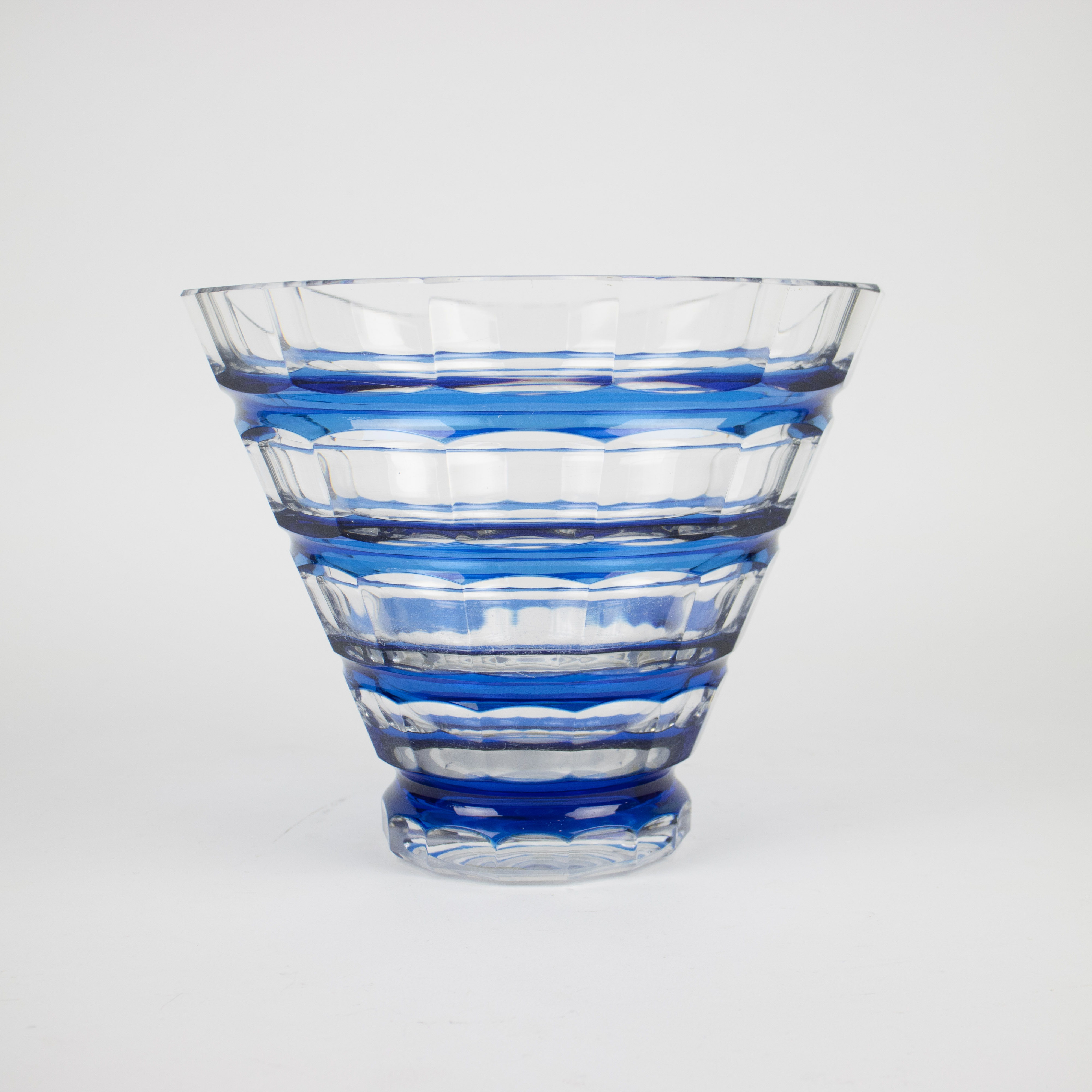 Val Saint Lambert 2 blue crystal vases - Image 4 of 5