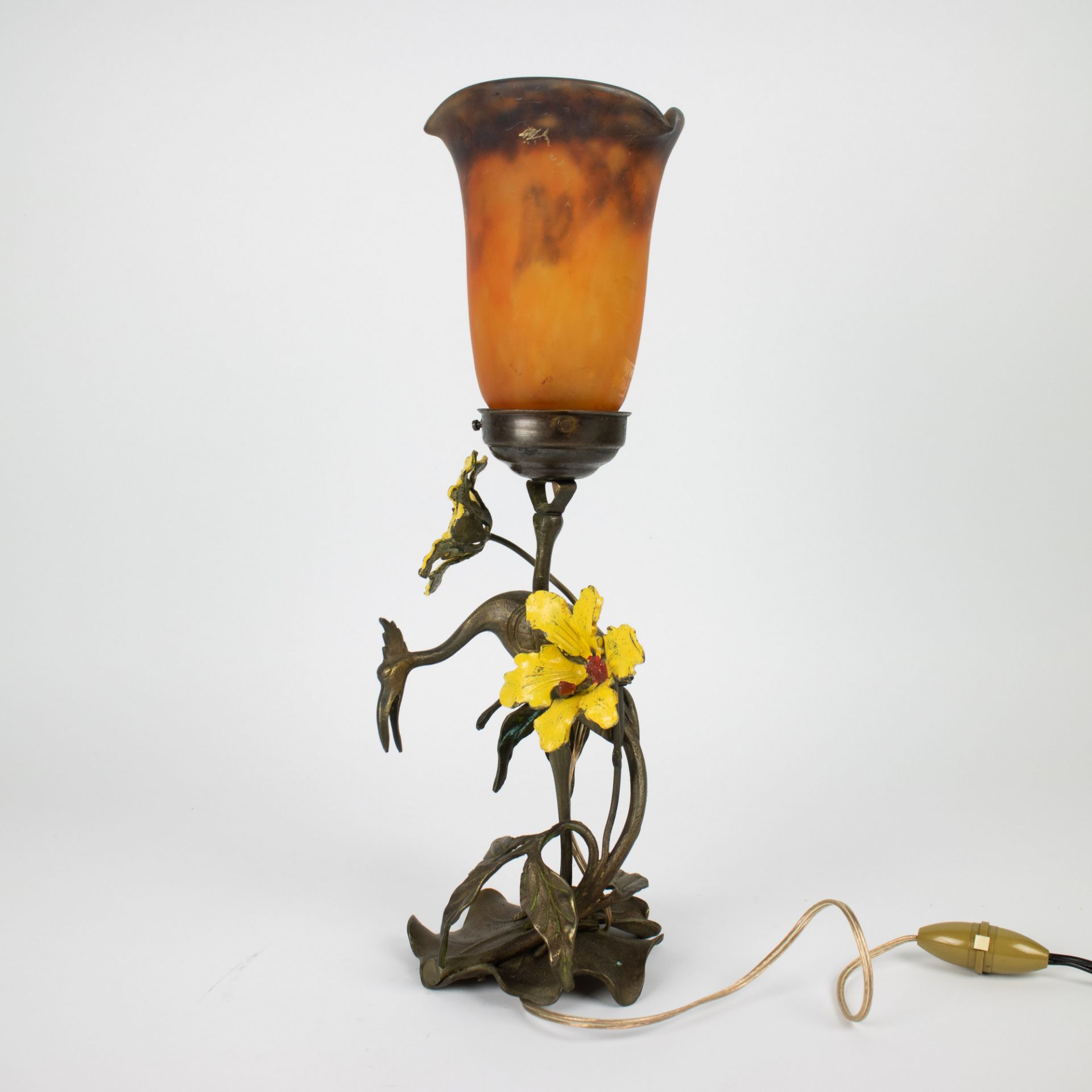 A bronze with a Muller glass shade - Image 2 of 6