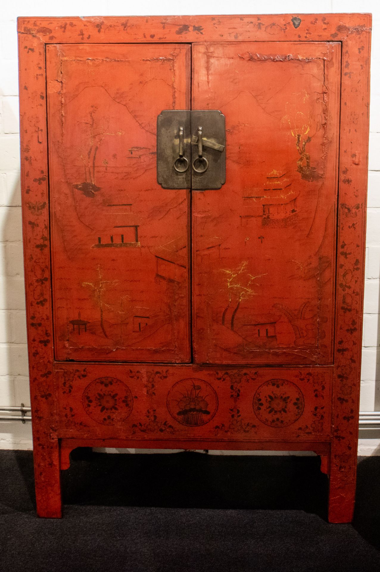 Chinese cabinet Red – Oriental Red