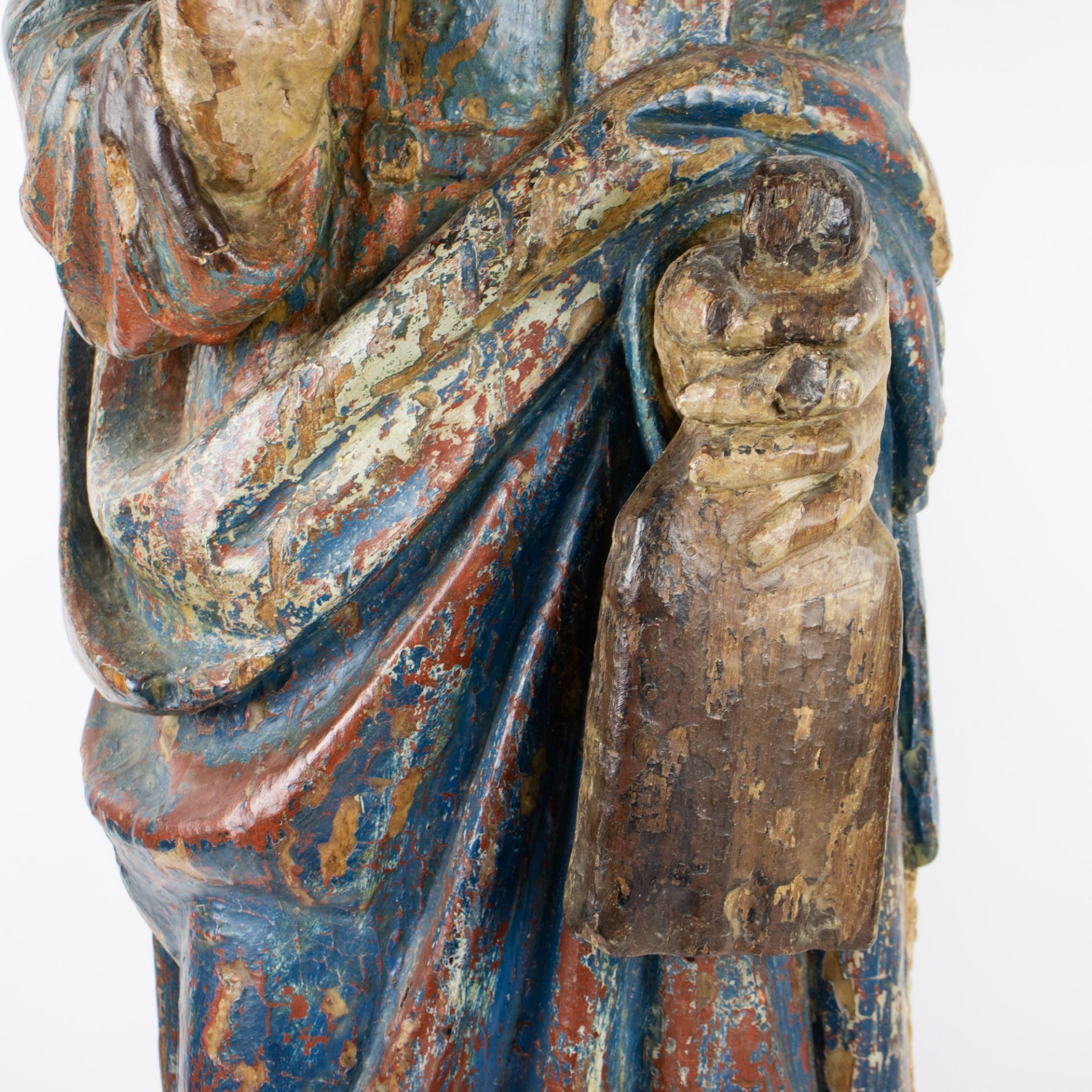 Wooden statue of a man 16th century - Bild 6 aus 12