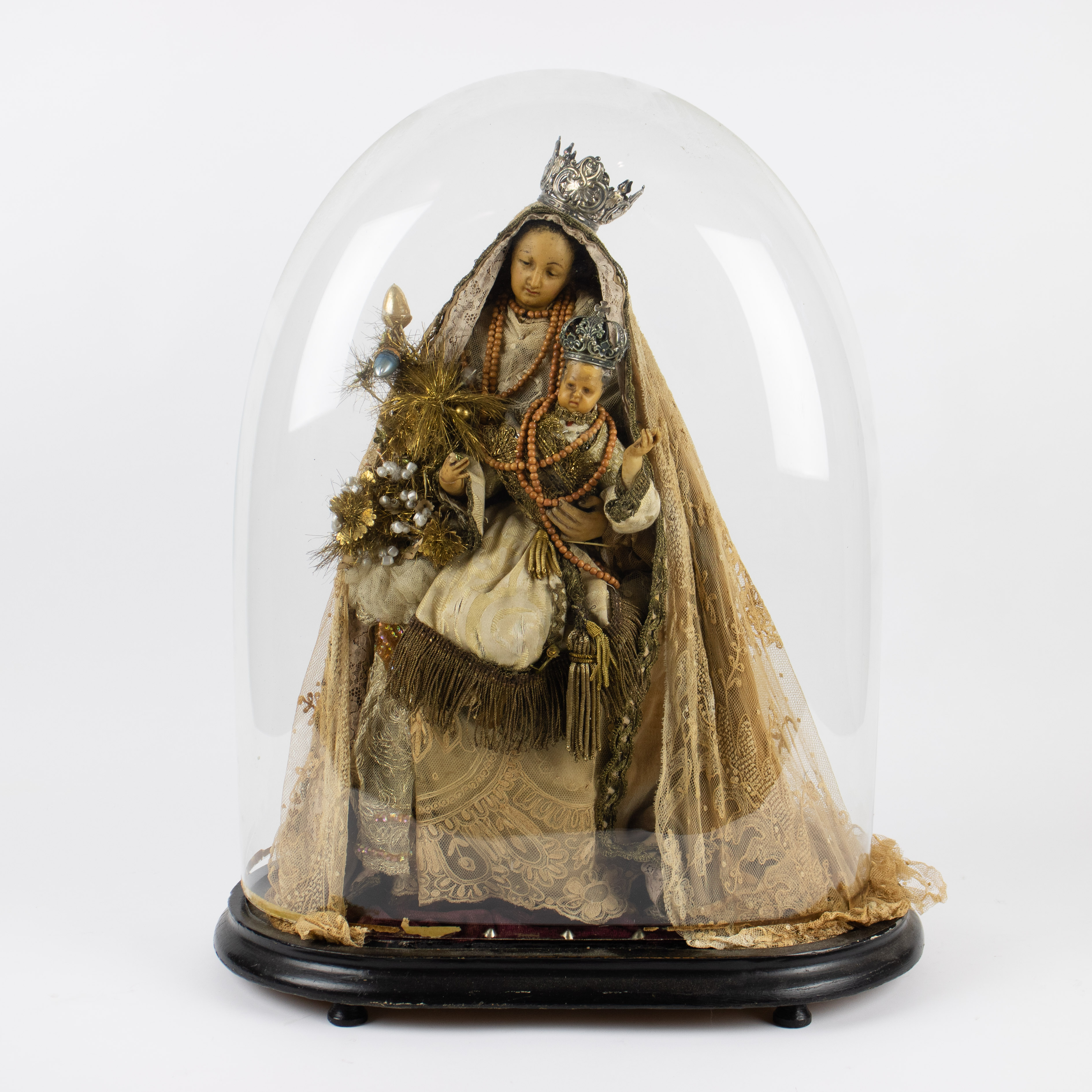 Madonna under glass bell jar, 19th century