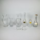 Very finely engraved vase, carafes and 4 Swarovski figurines