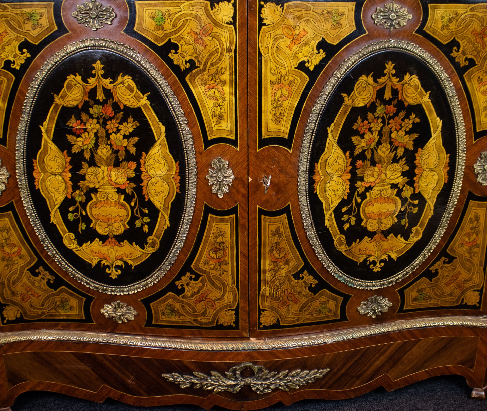 Cabinet with bronze mounts and a wooden top - Image 2 of 4