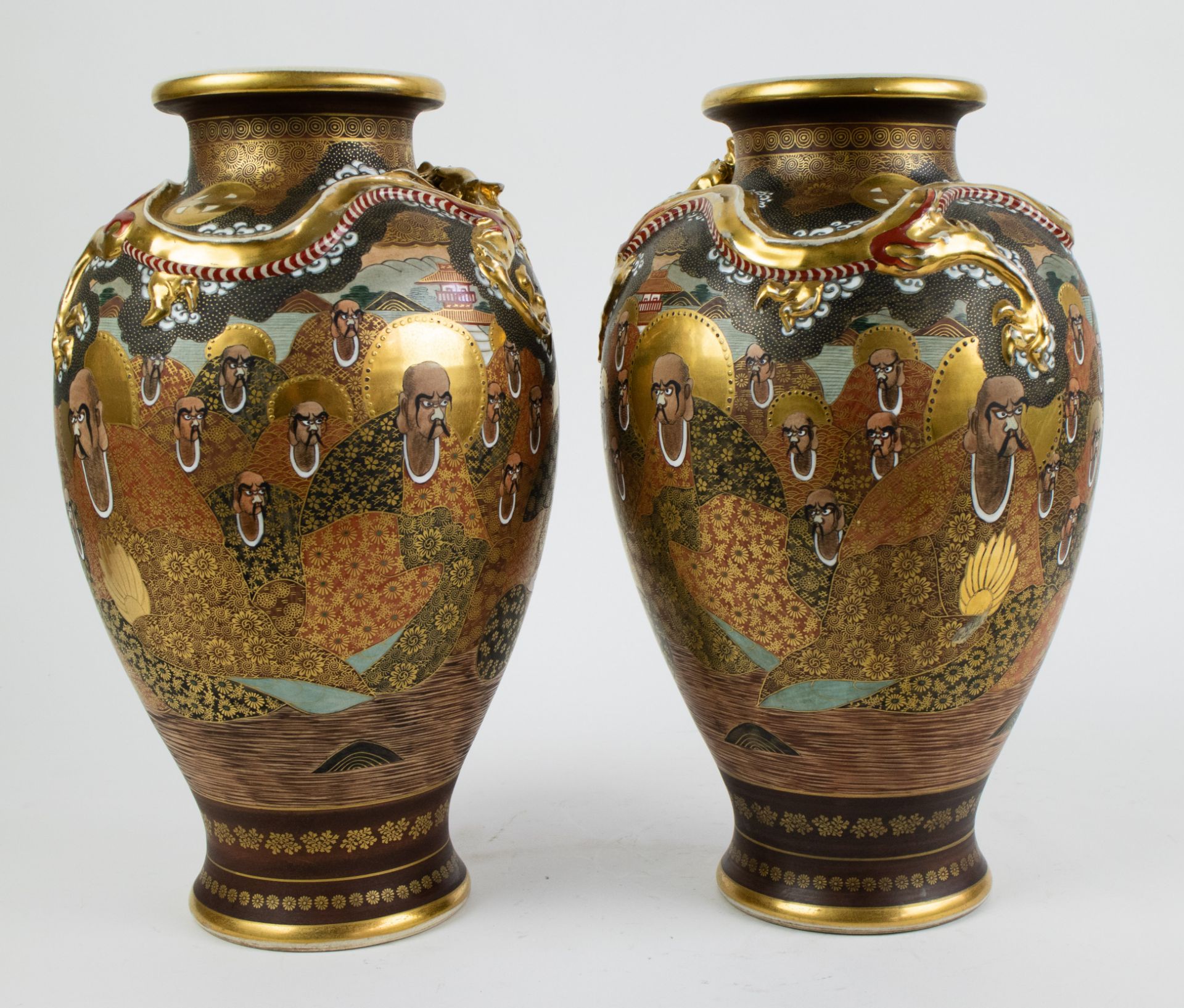 Japanese pair of Satsuma vases - Bild 3 aus 6