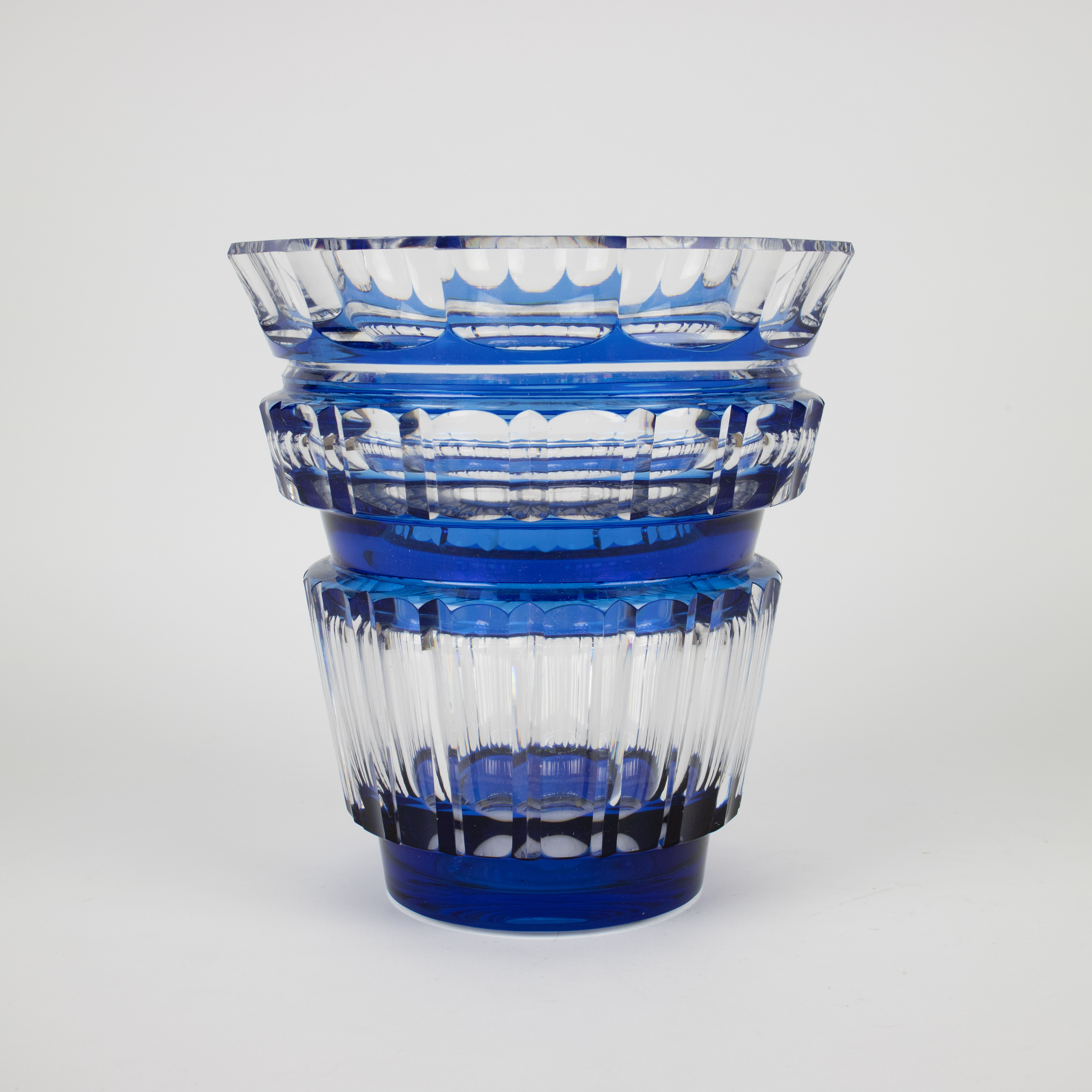 Val Saint Lambert 2 blue crystal vases - Image 2 of 5