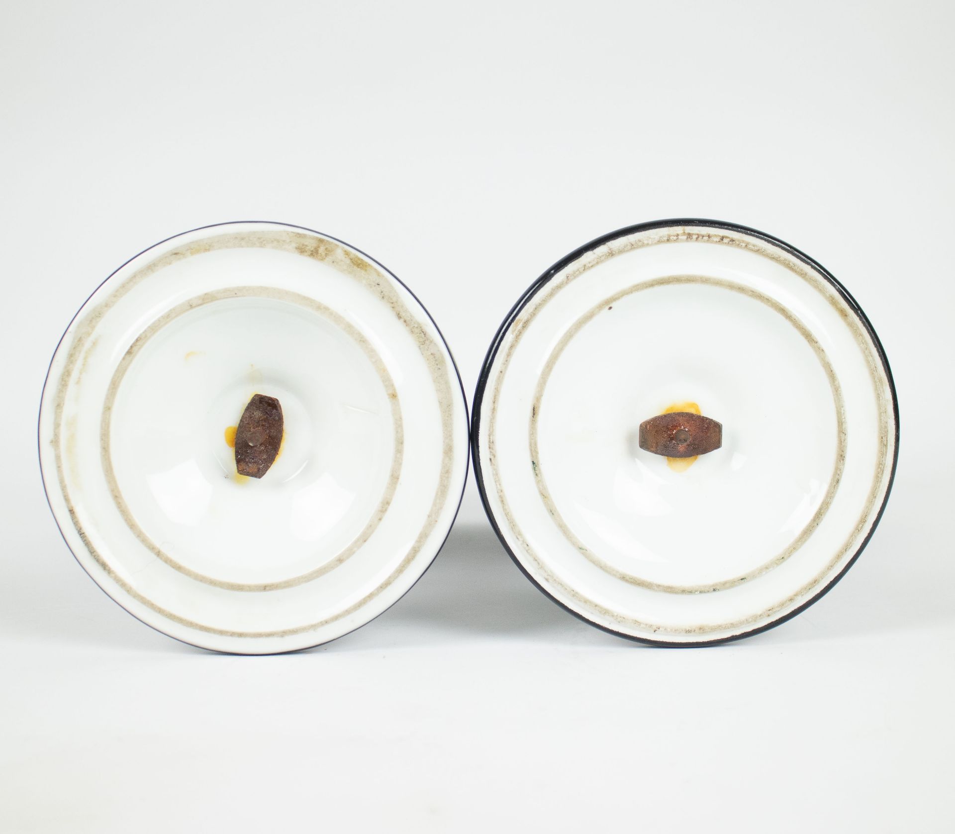 A pair of porcelain vases 19th century - Image 5 of 5