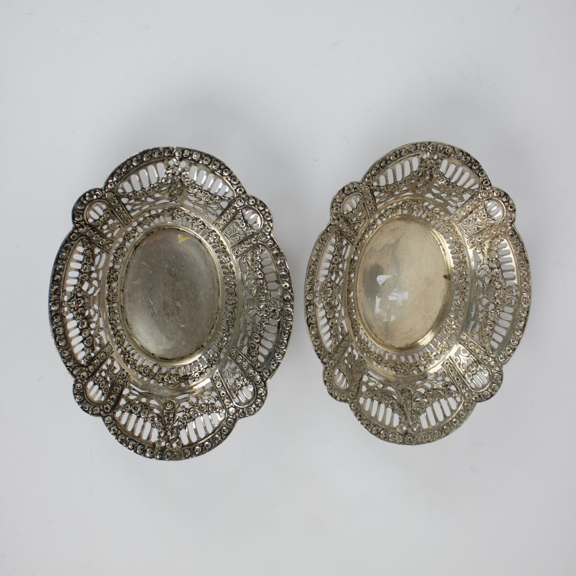 2 Silver baskets German, dated ca 1920. - Image 3 of 5