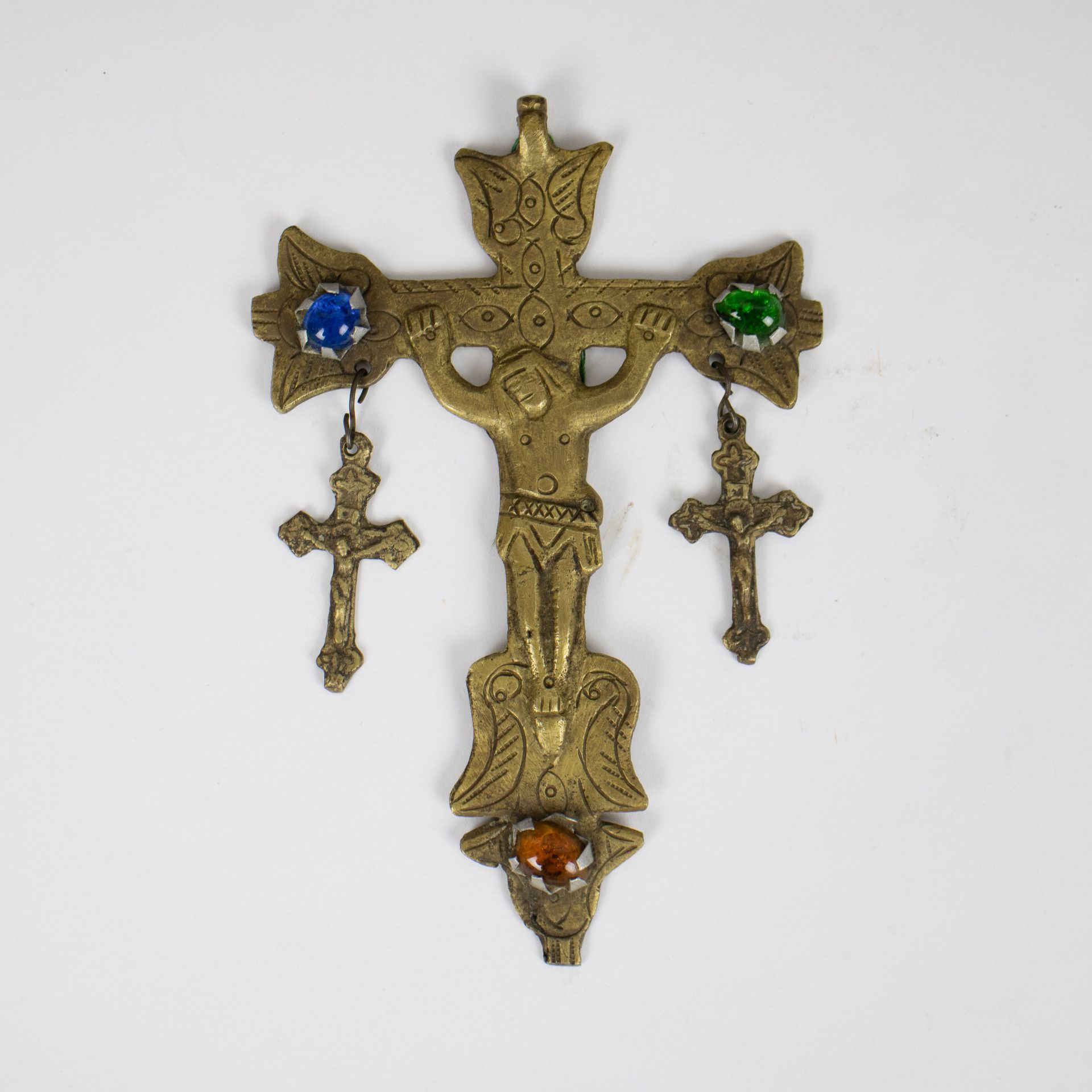 Collection of religious items - Image 2 of 7