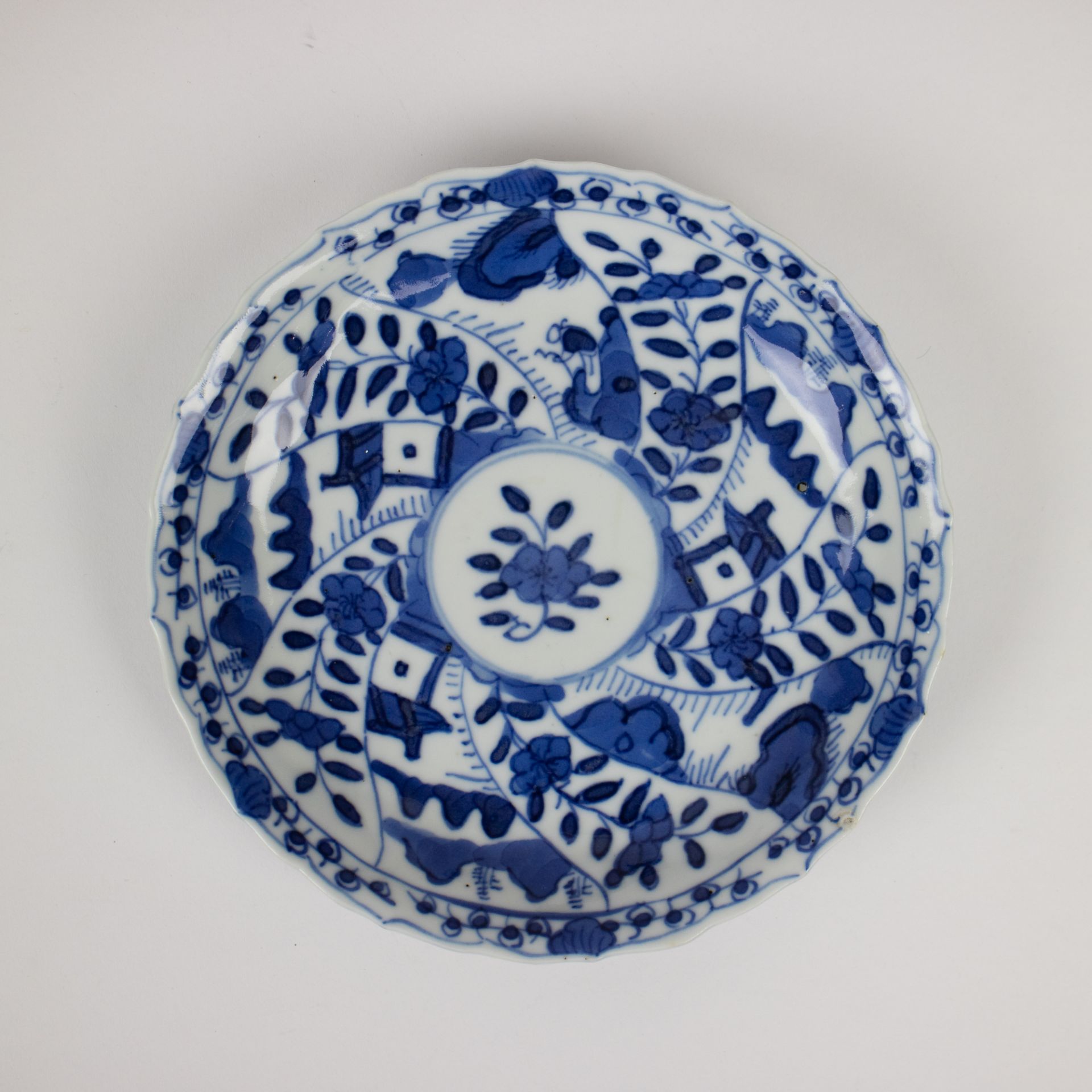 2 plates and 2 small bowls, Kangxi - Image 7 of 10