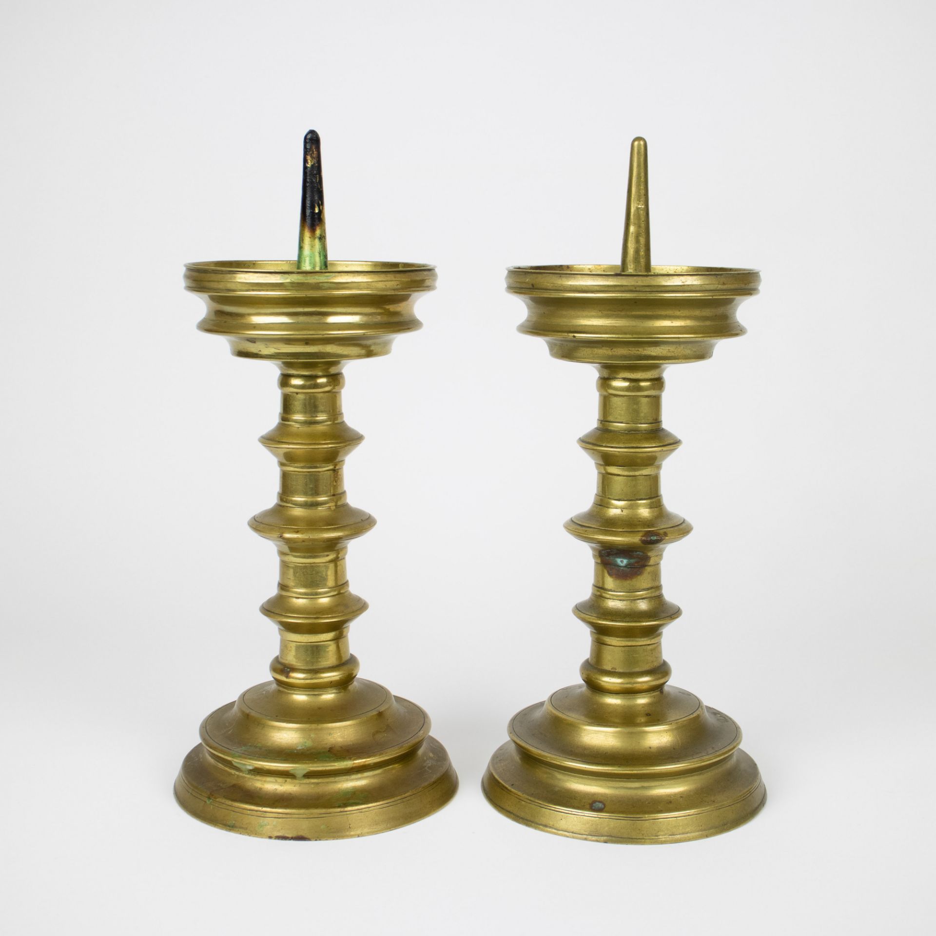 A pair of 19th century candlesticks - Image 4 of 6