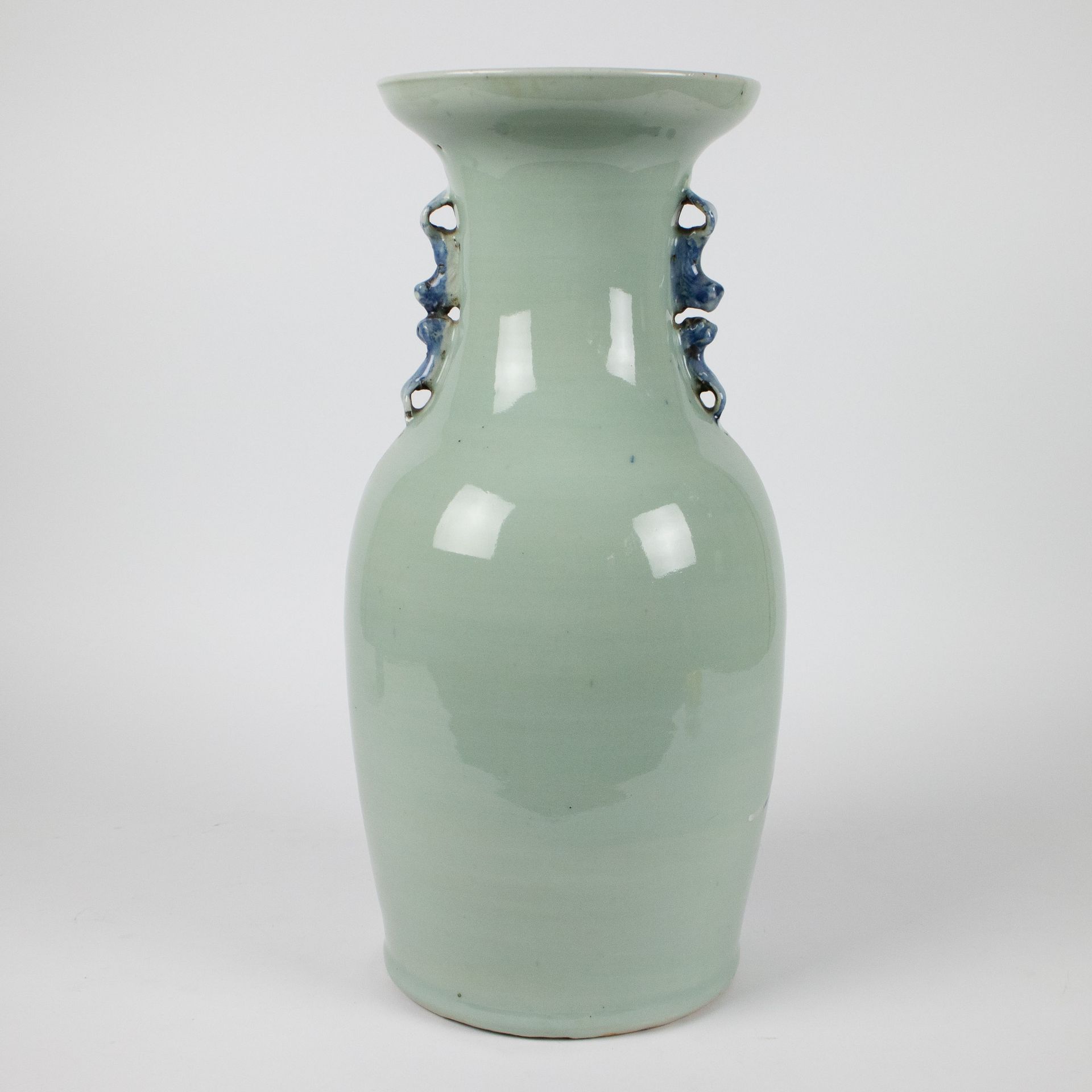 A Chinese blue & white celadon vase - Image 3 of 6