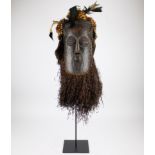Teke mask with further and vegetal decoration