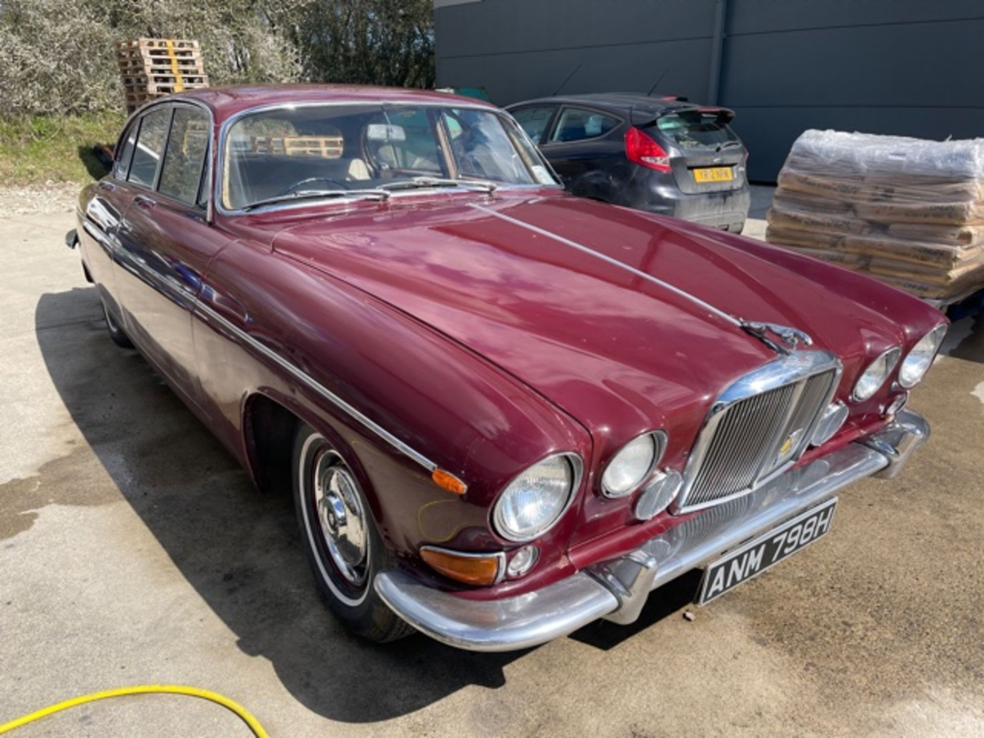 1970 Jaguar 420G