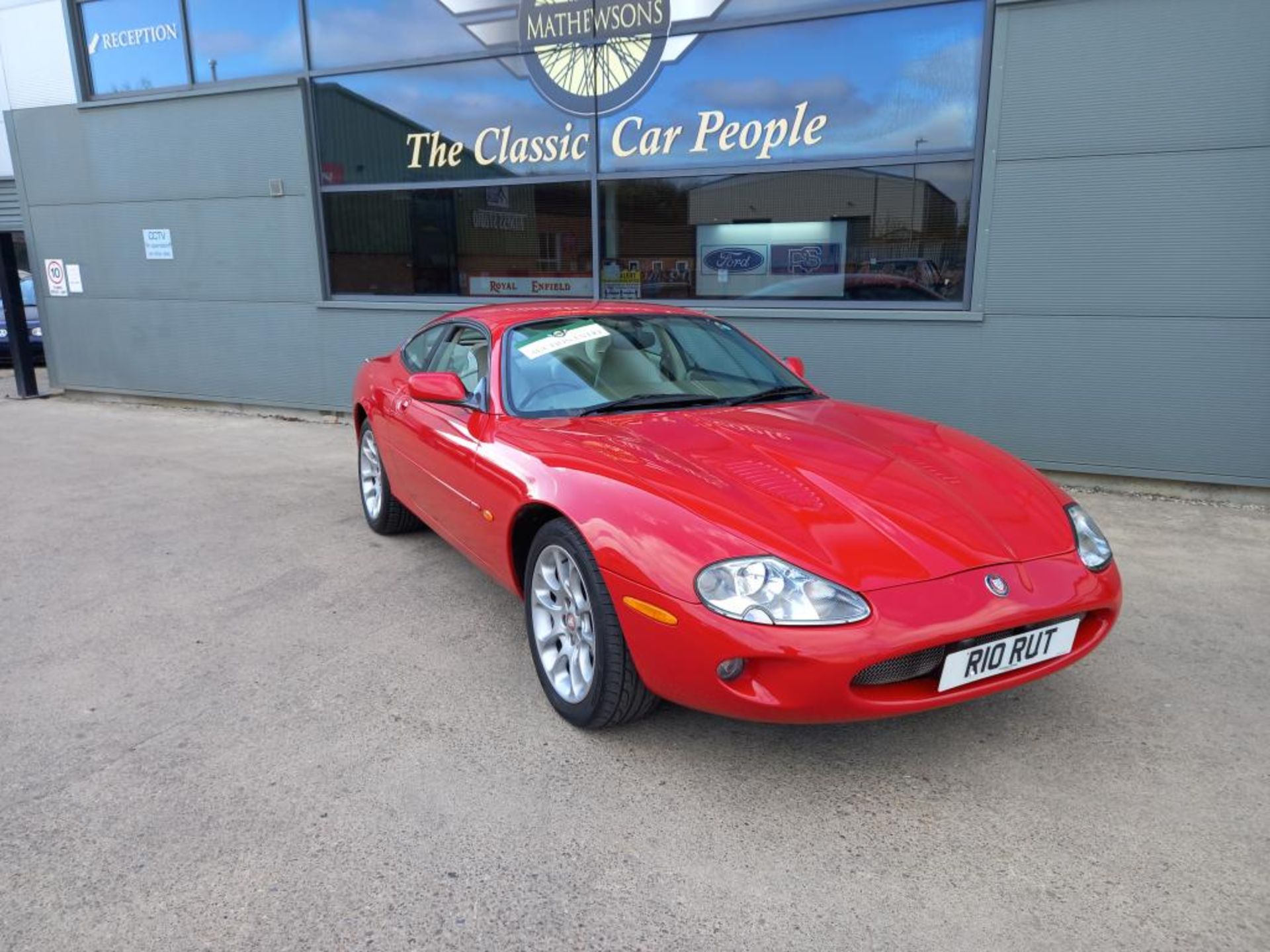 1998 Jaguar XKR Auto