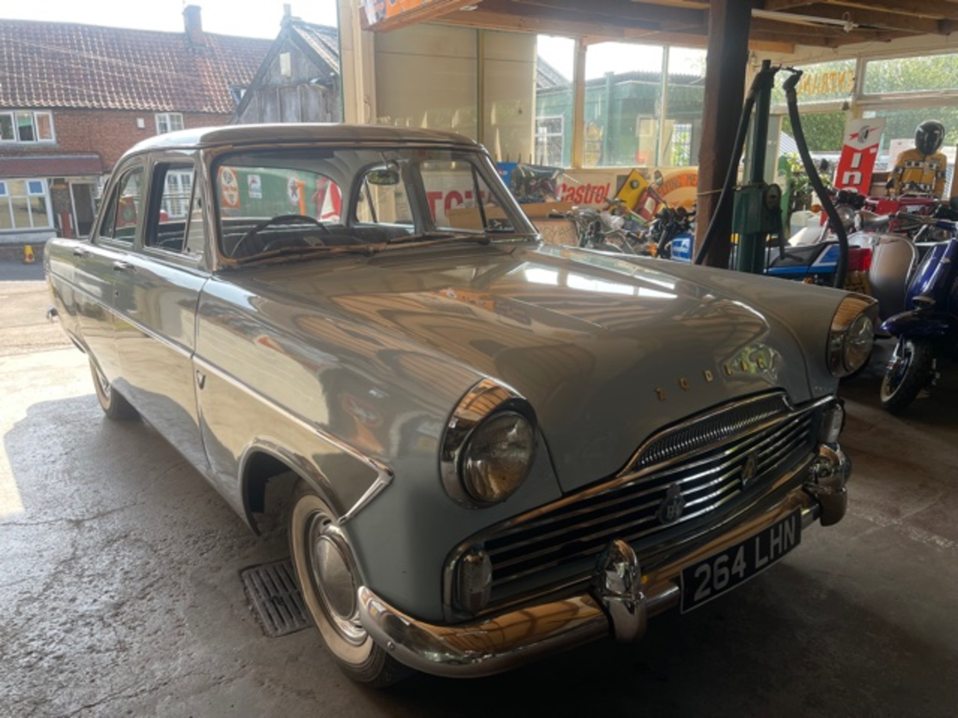 1959 FORD ZODIAC