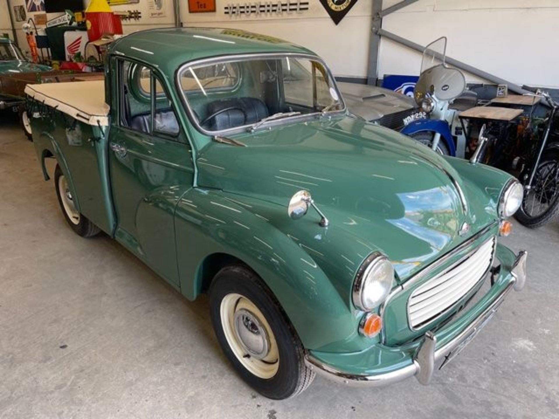 1963 MORRIS MINOR PICKUP