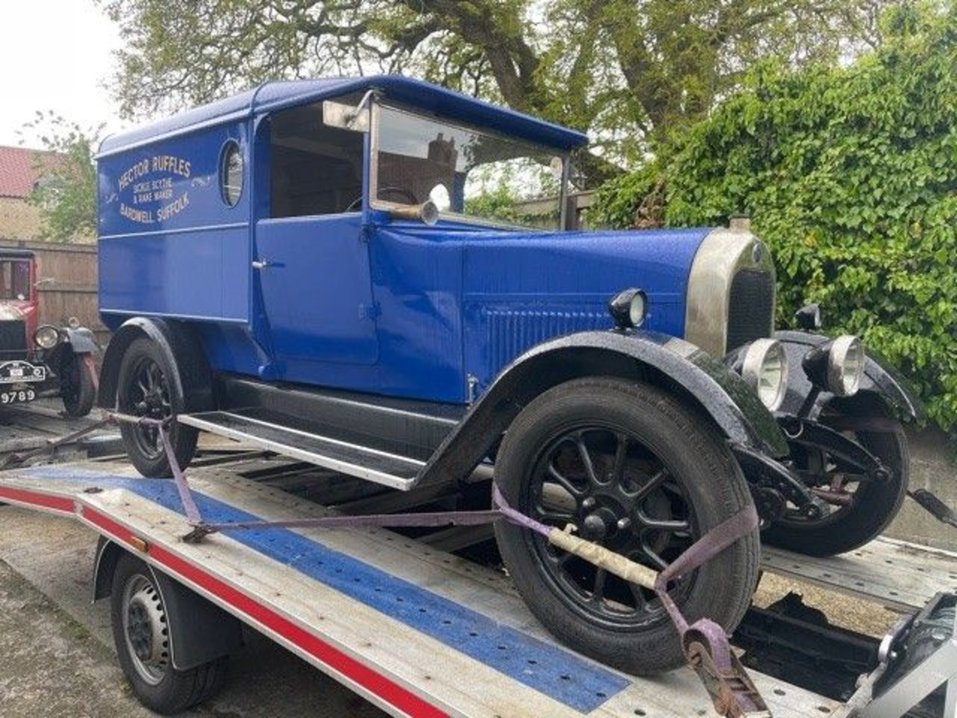 1927 MORRIS COWLEY VAN