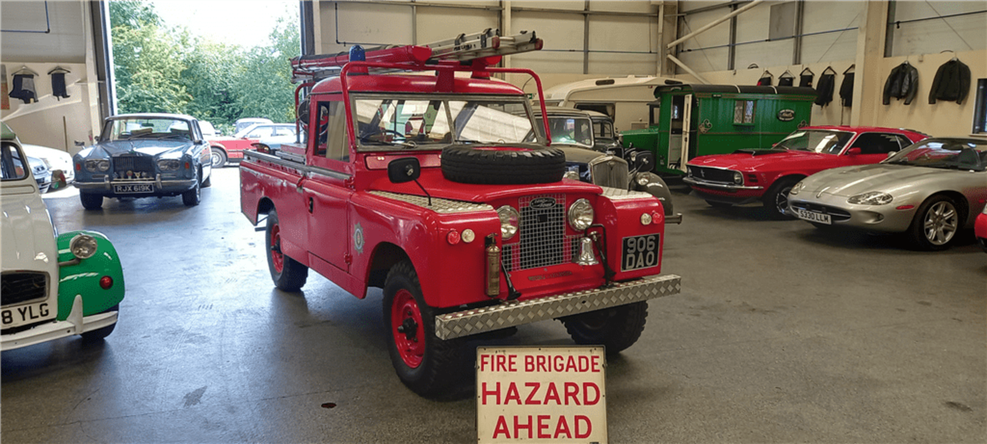 1961 LAND ROVERLIGHT 4X4 UTILITY FIRE ENGINE