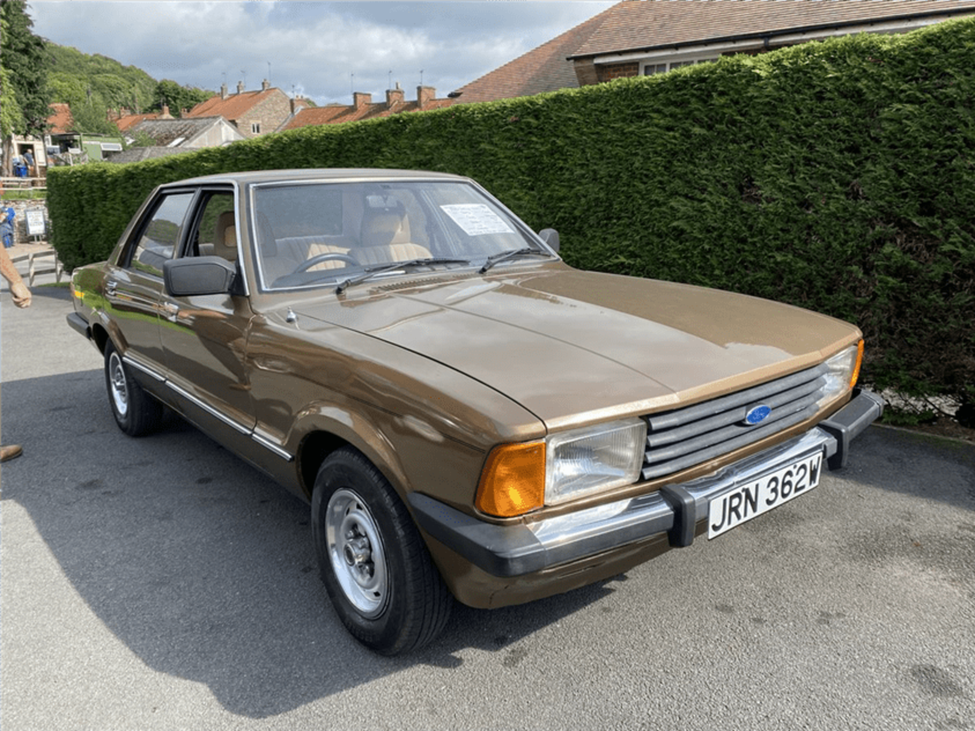 1981 FORD CORTINA L