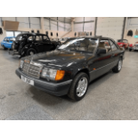 1989 MERCEDES 300 CE AUTO