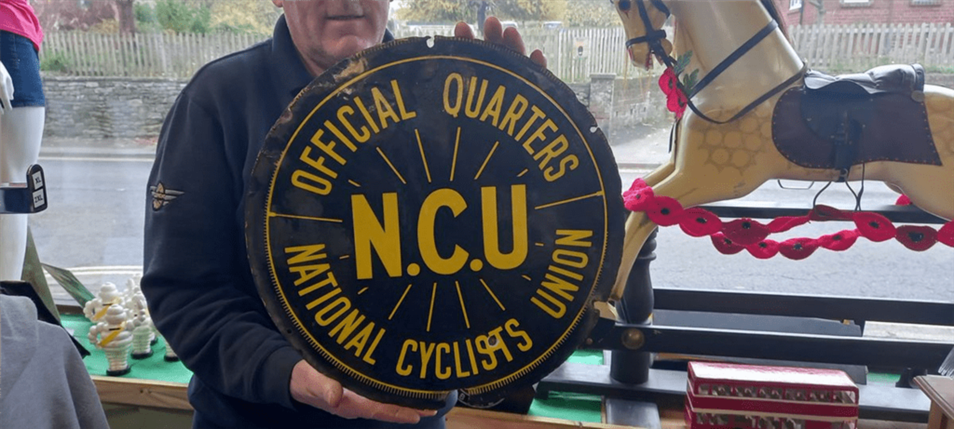 NCU CYCLIST SIGN