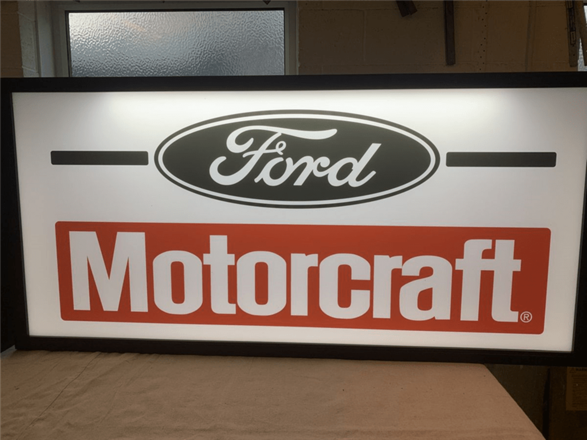 FORD MOTORCRAFT LIGHT BOX