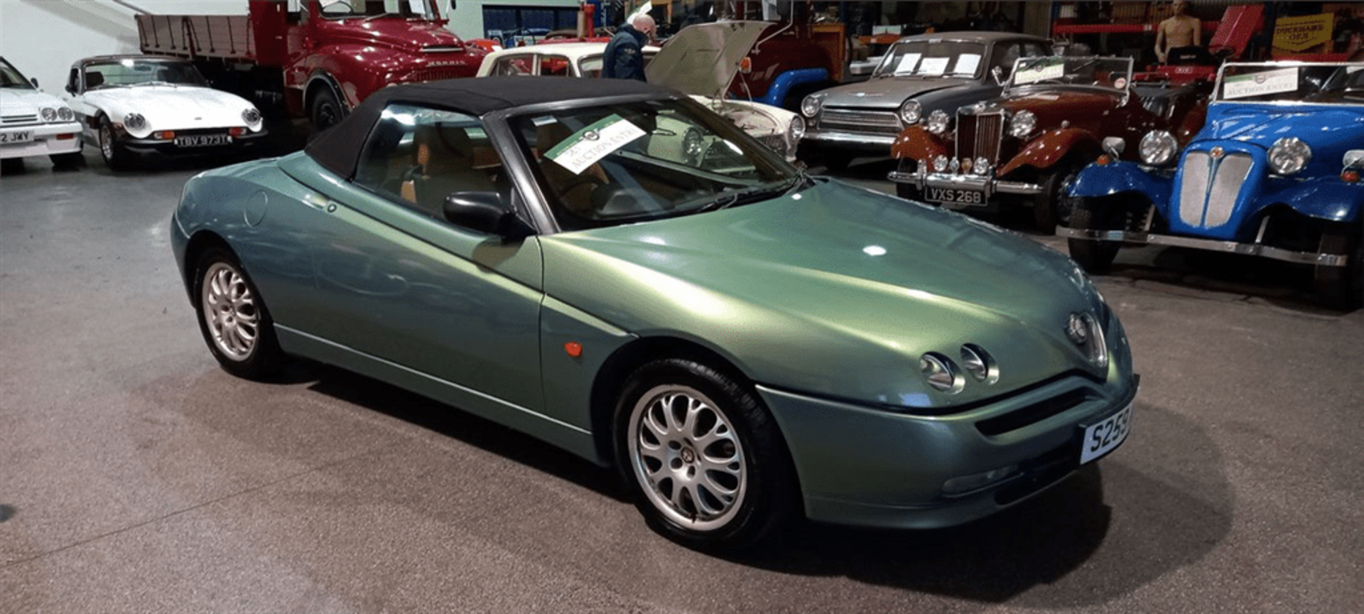 1998 ALFA ROMEO SPIDER 2.0