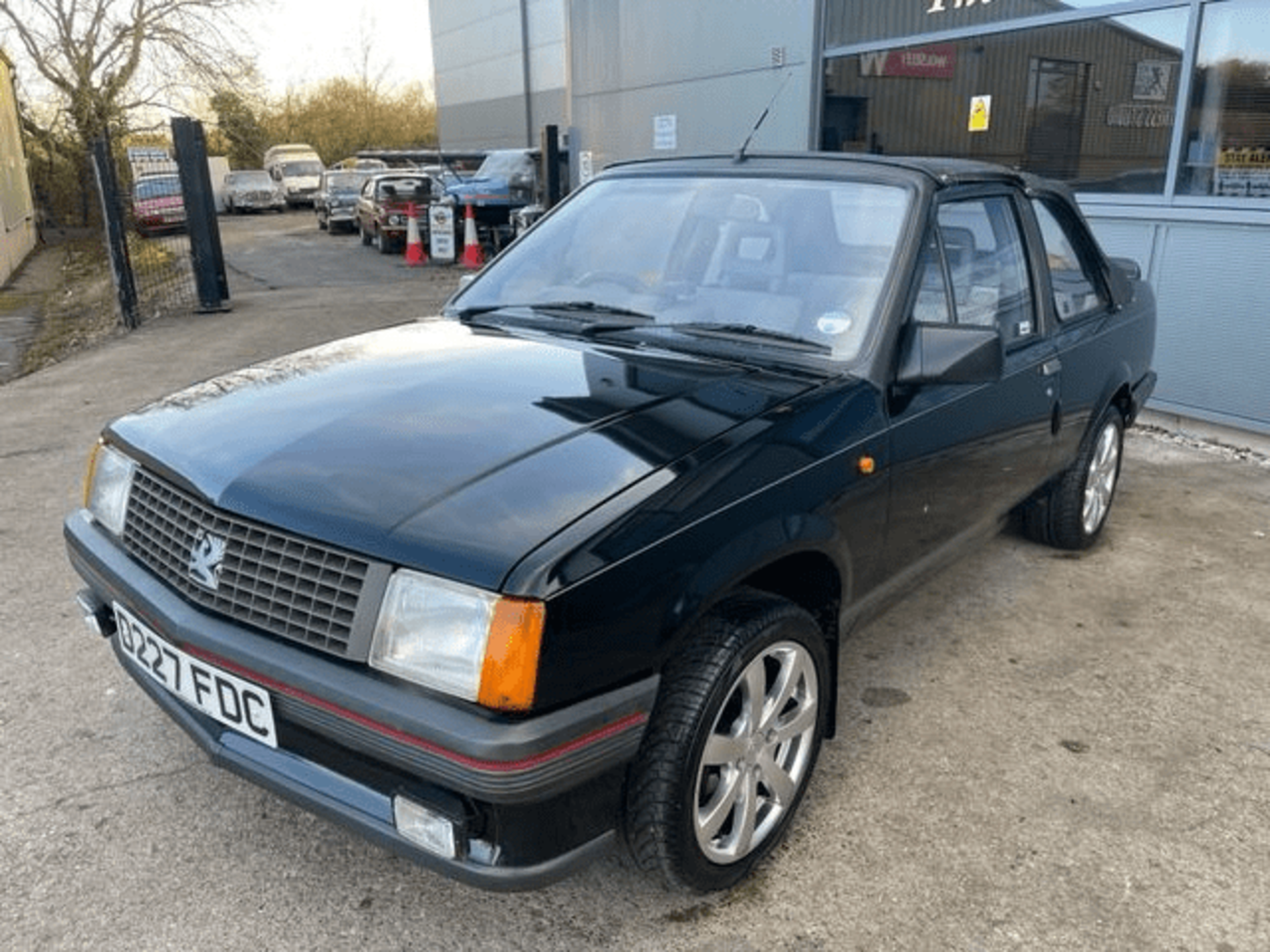 1987 VAUXHALL NOVA